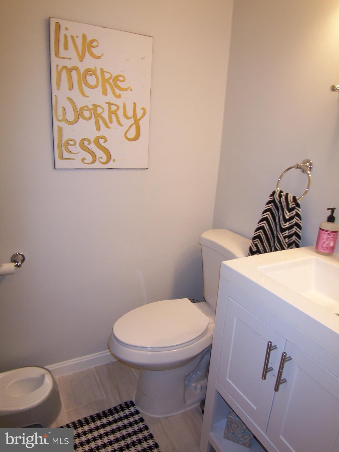 WESTMORELAND SQUARE - Residential Lease