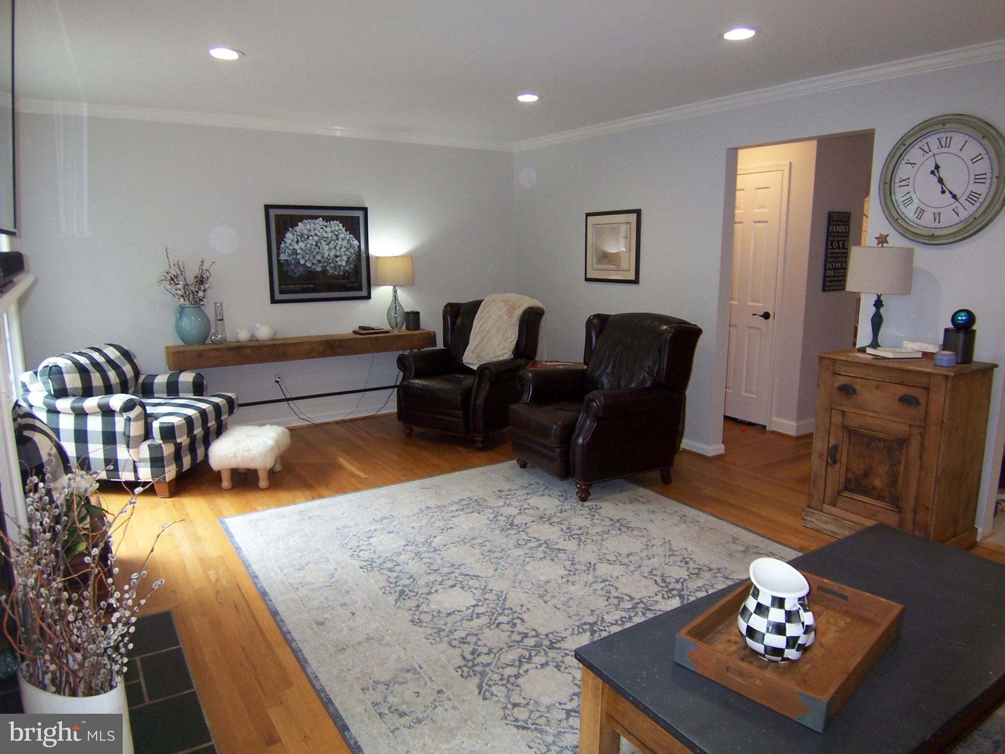 WESTMORELAND SQUARE - Residential Lease