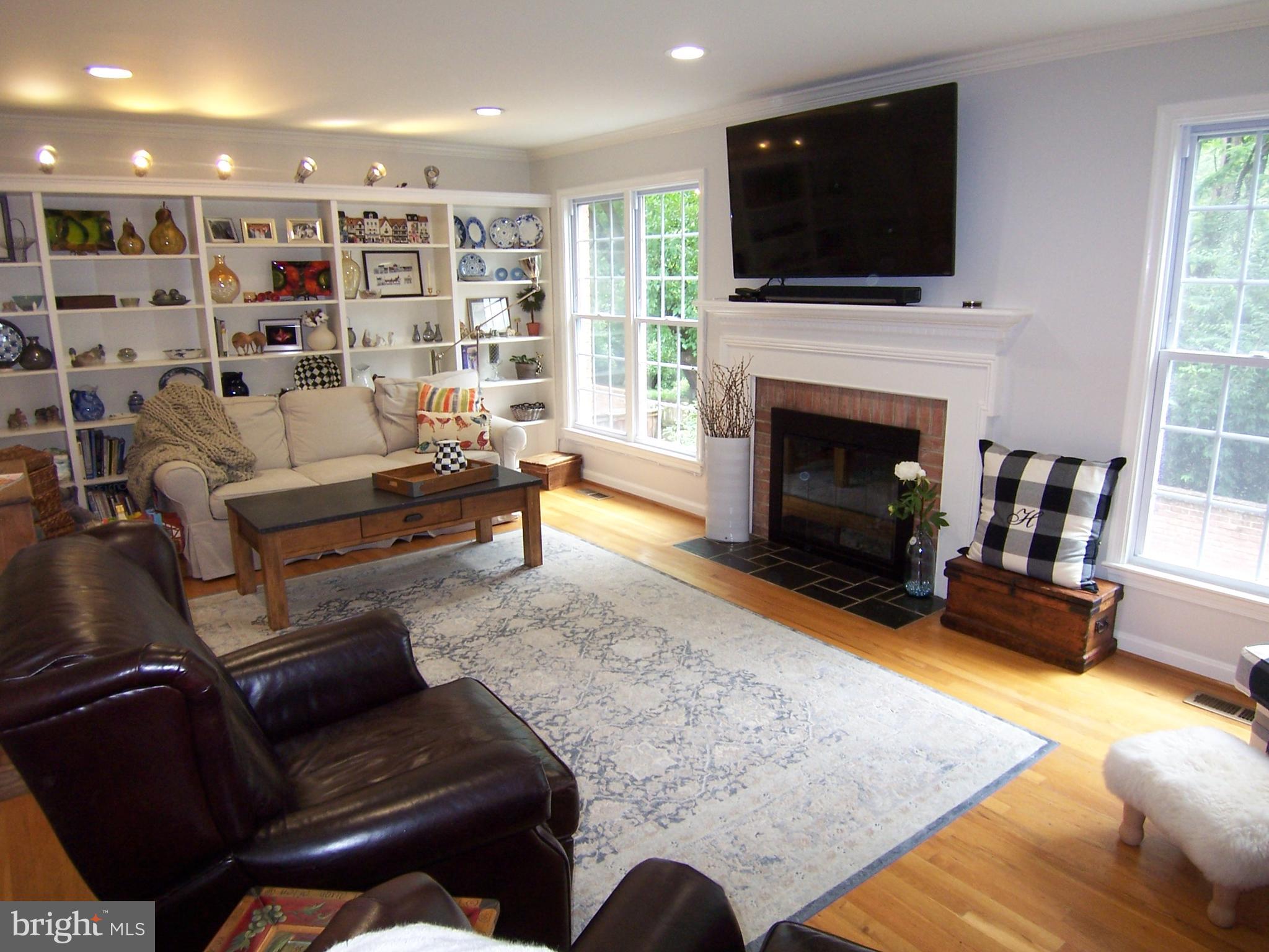 WESTMORELAND SQUARE - Residential Lease