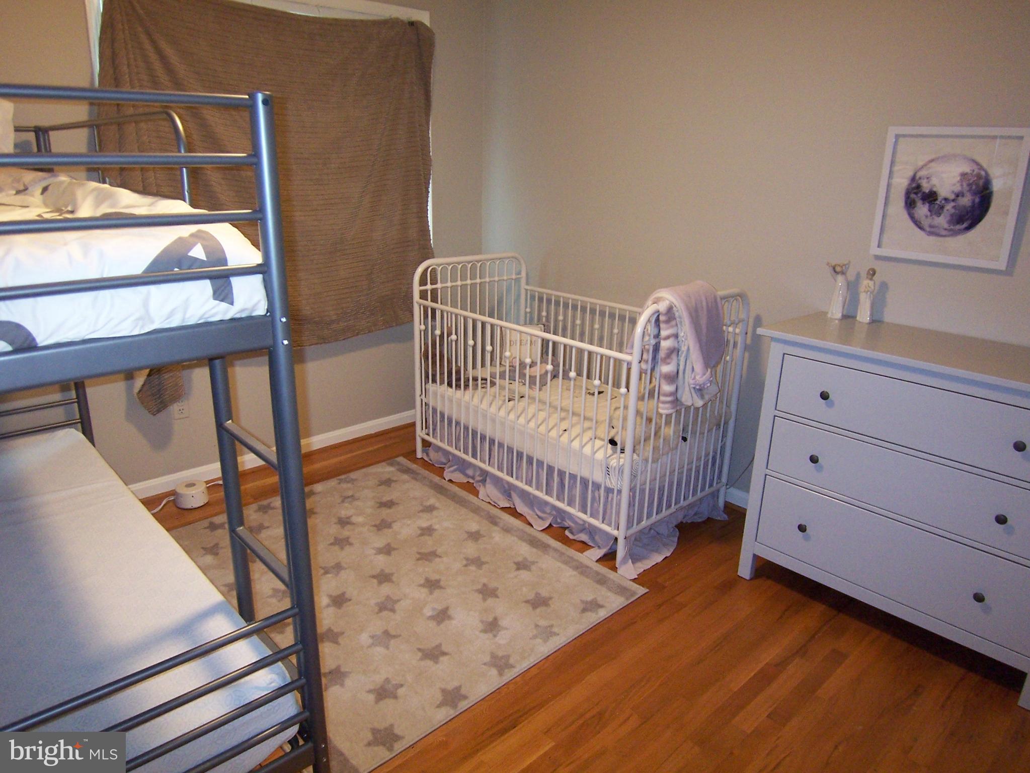 WESTMORELAND SQUARE - Residential Lease