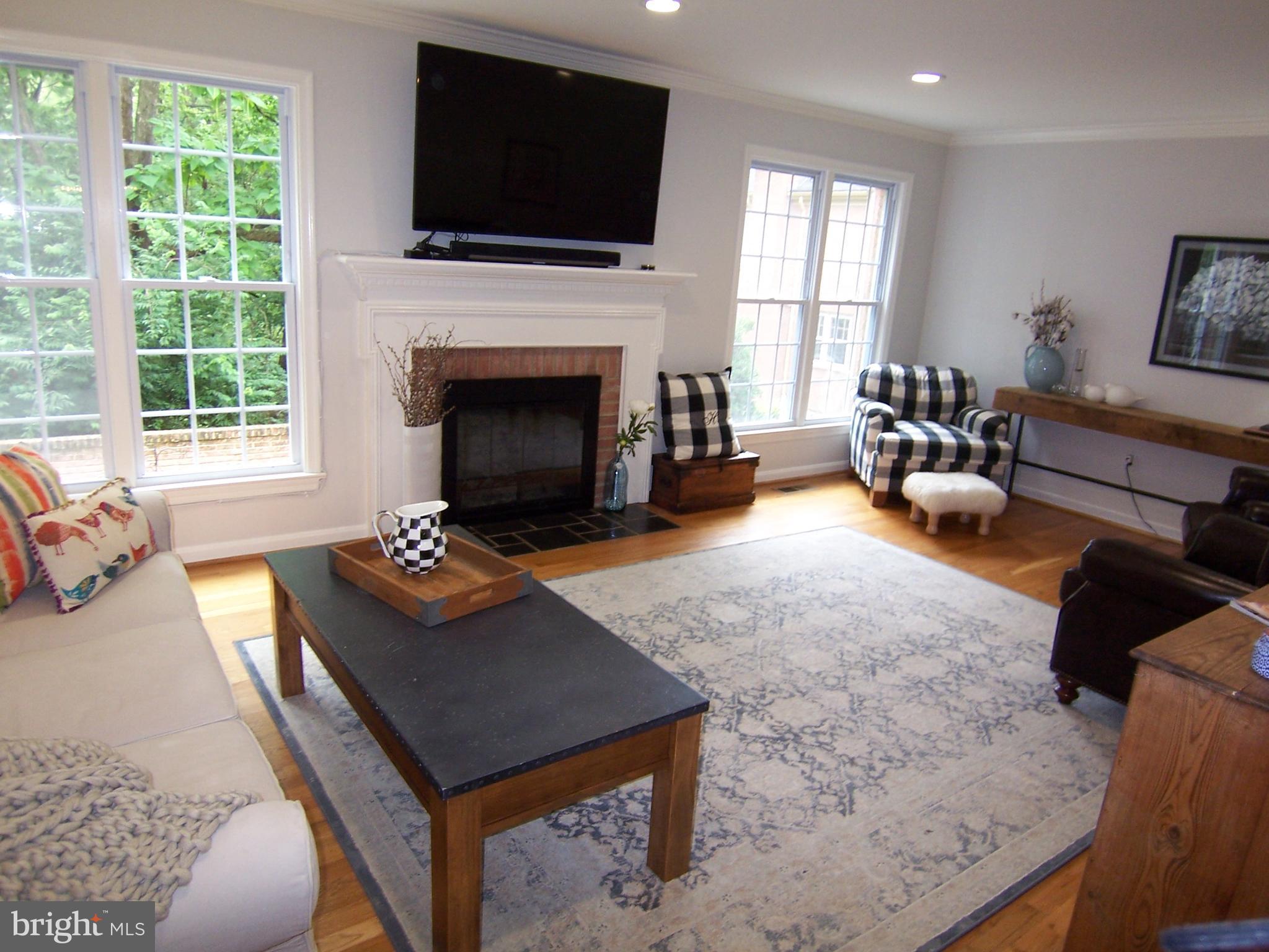 WESTMORELAND SQUARE - Residential Lease