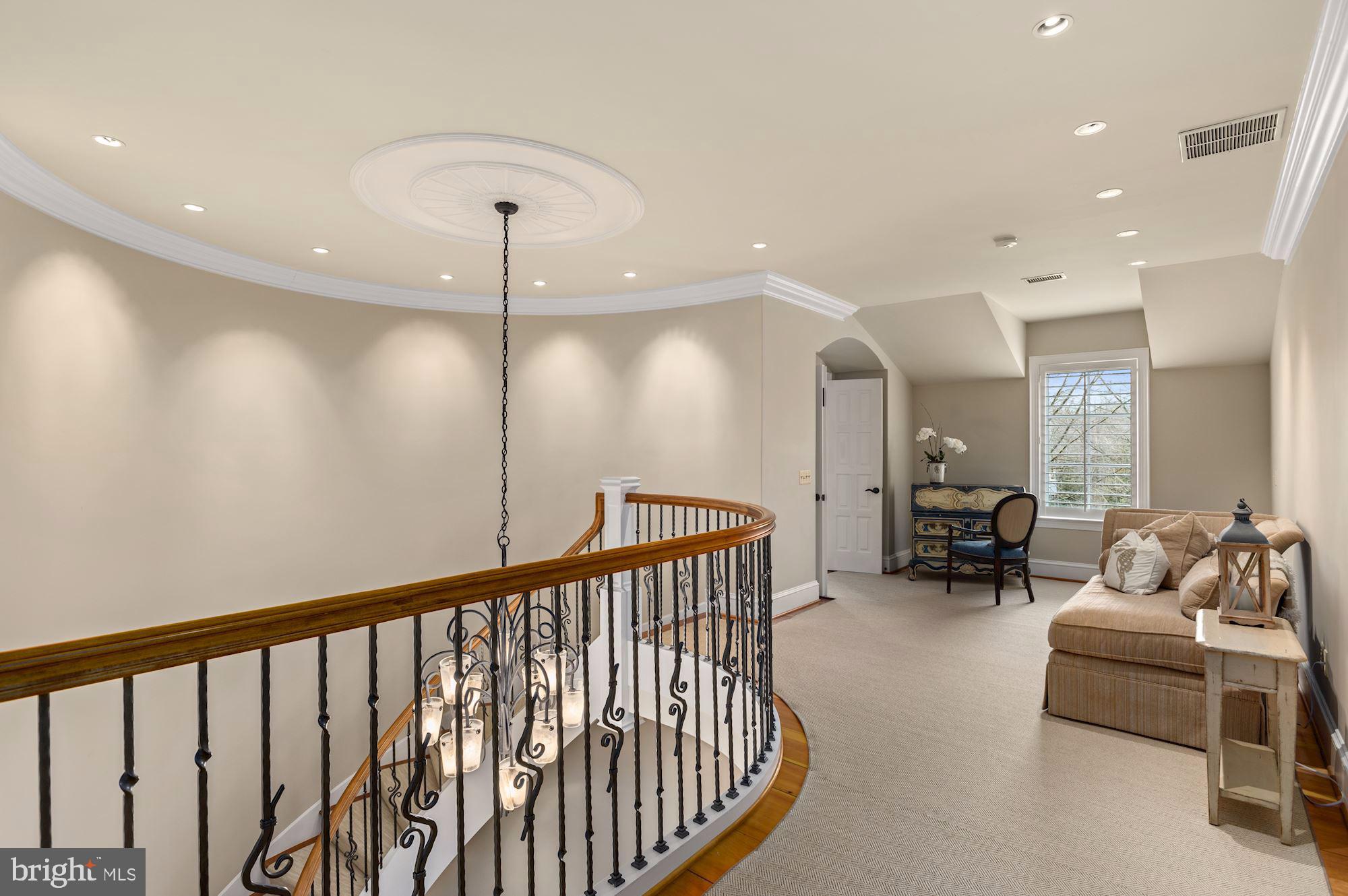 LANGLEY FOREST - Residential