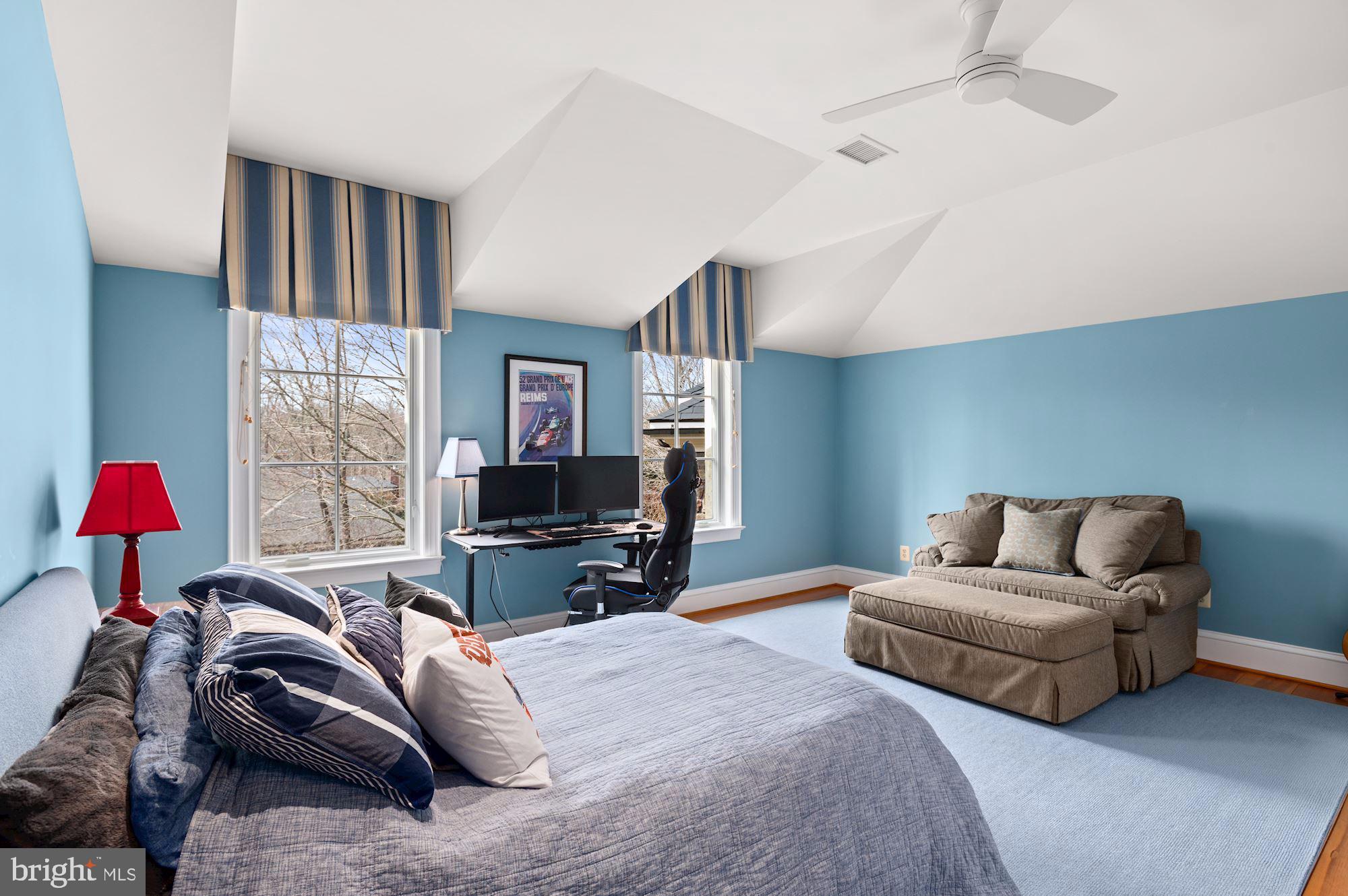 LANGLEY FOREST - Residential