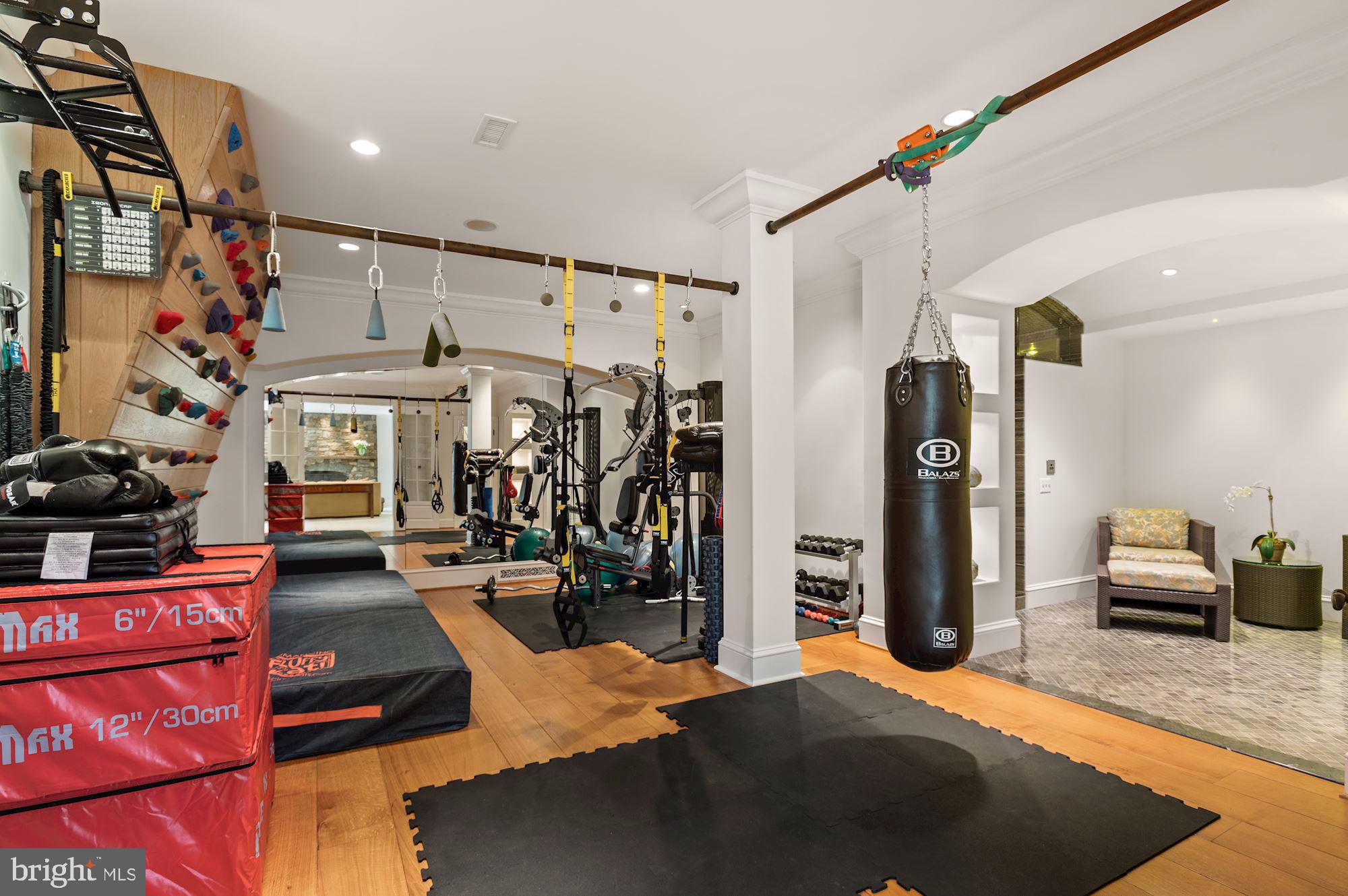 LANGLEY FOREST - Residential