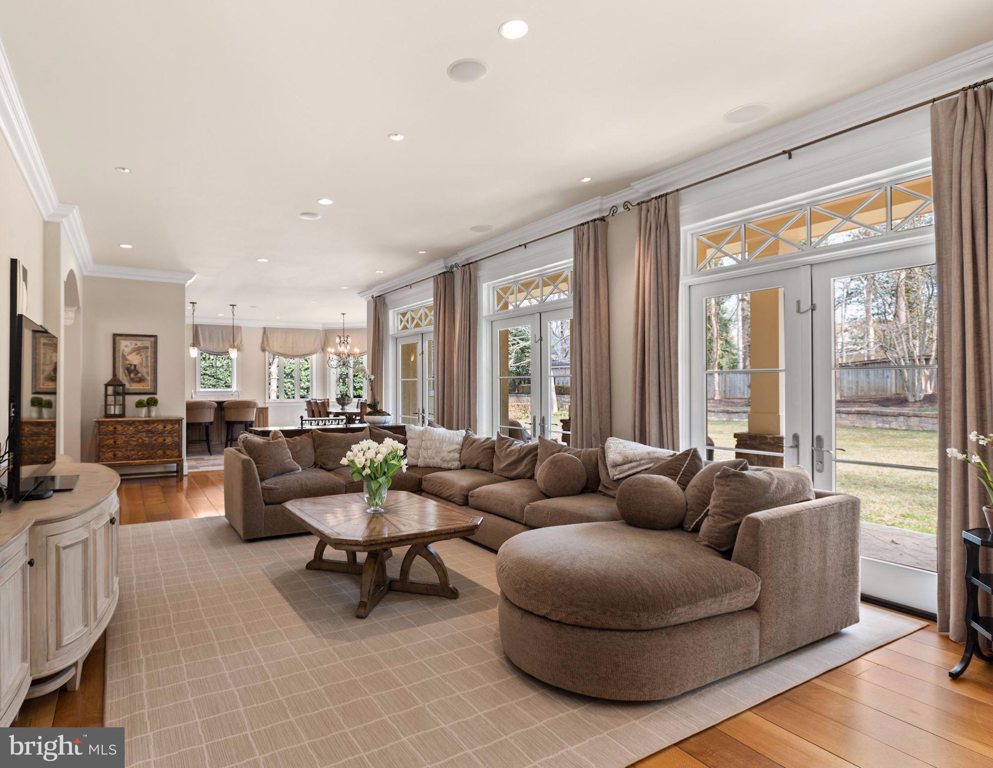 LANGLEY FOREST - Residential