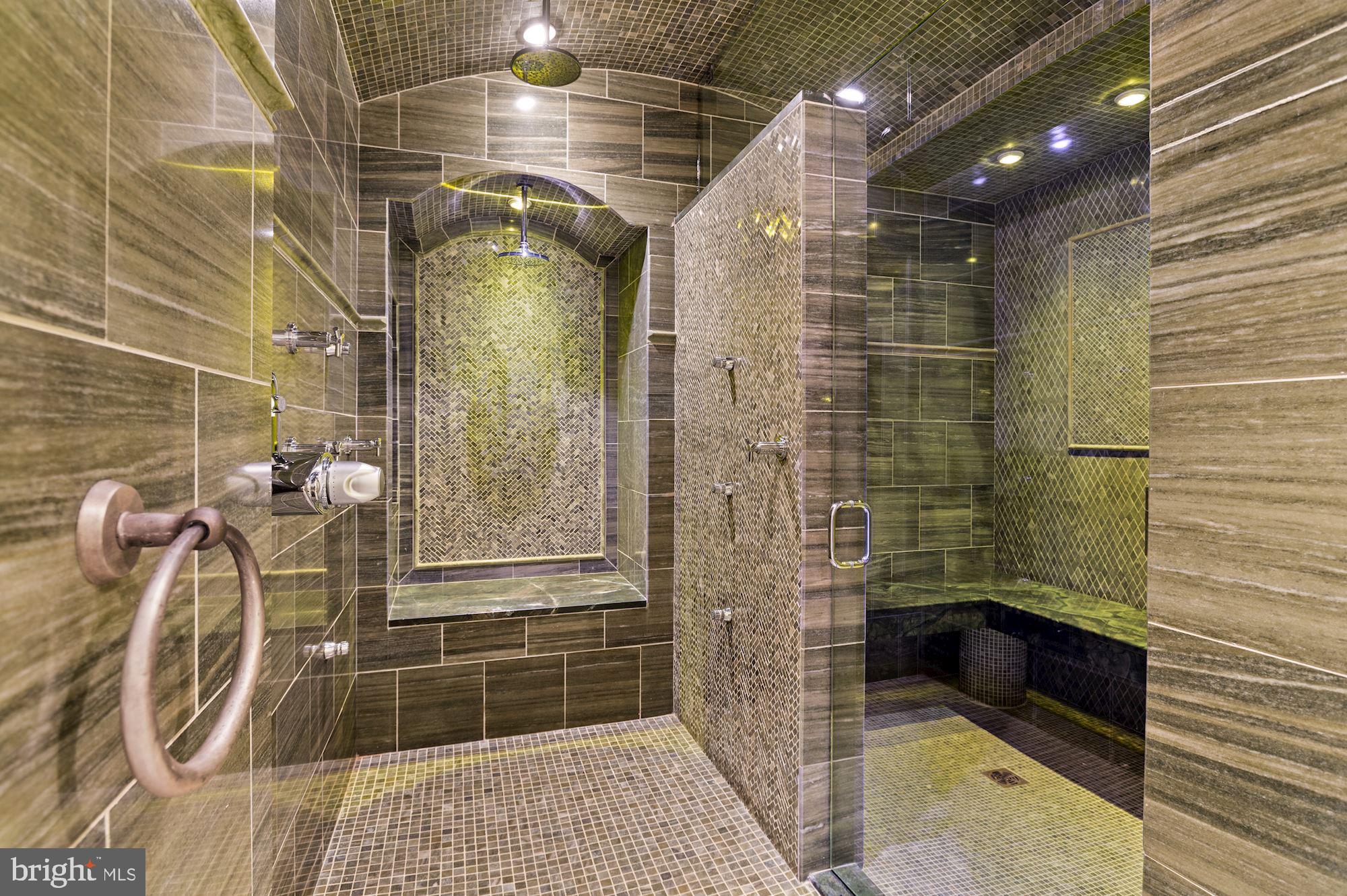 LANGLEY FOREST - Residential