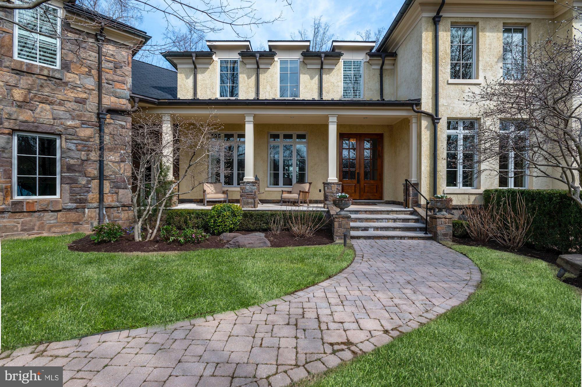 LANGLEY FOREST - Residential