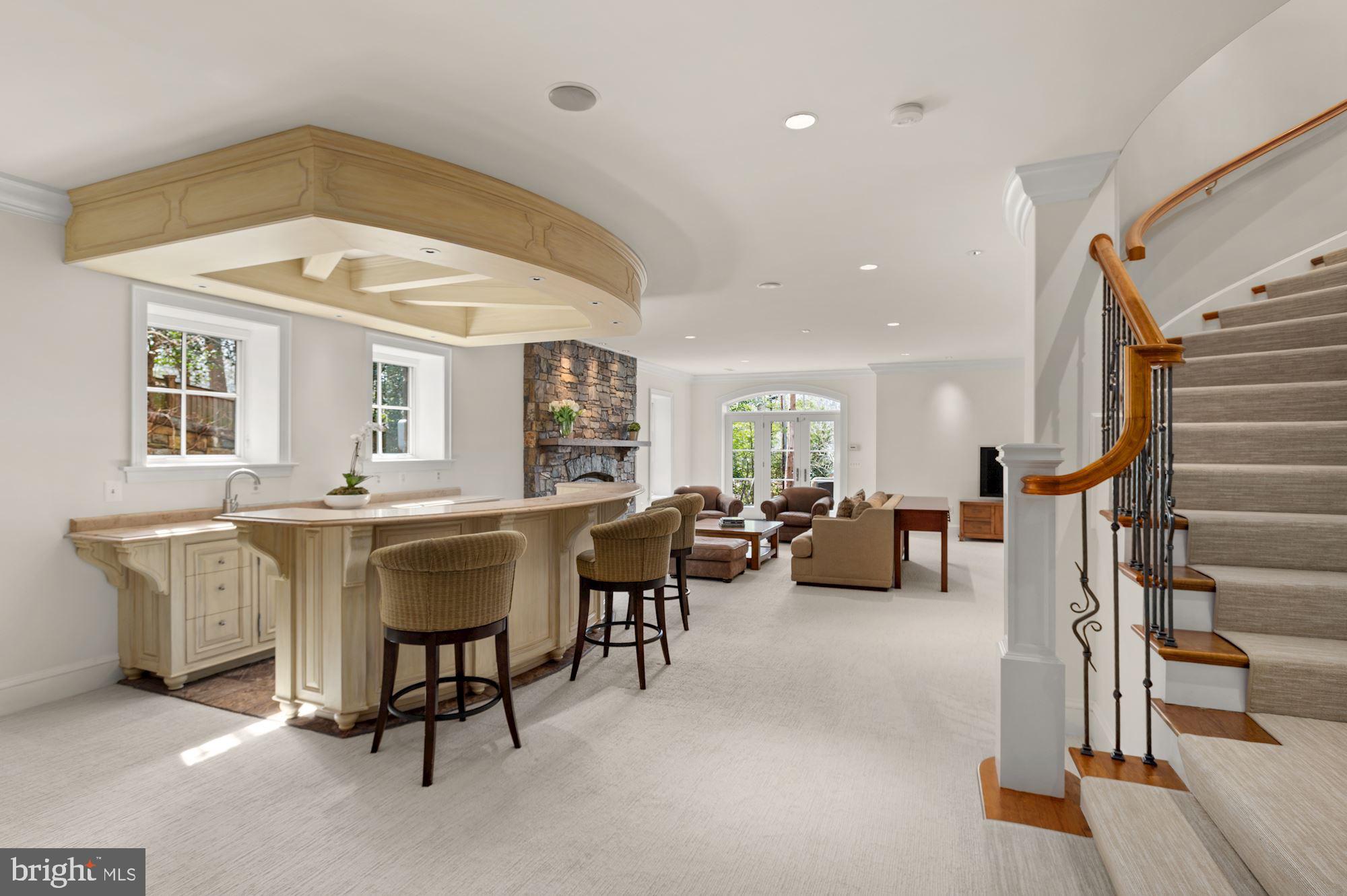 LANGLEY FOREST - Residential