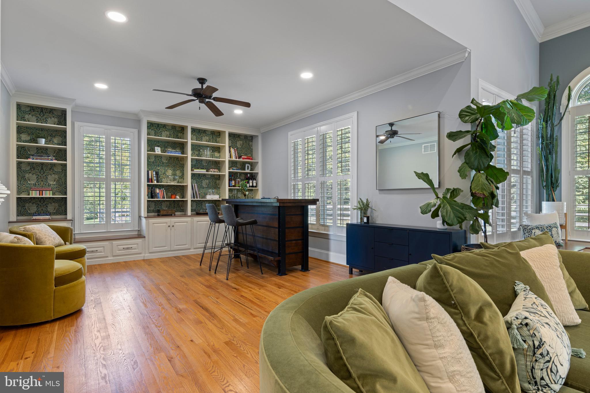 ROCKFORD CROSSING - Residential