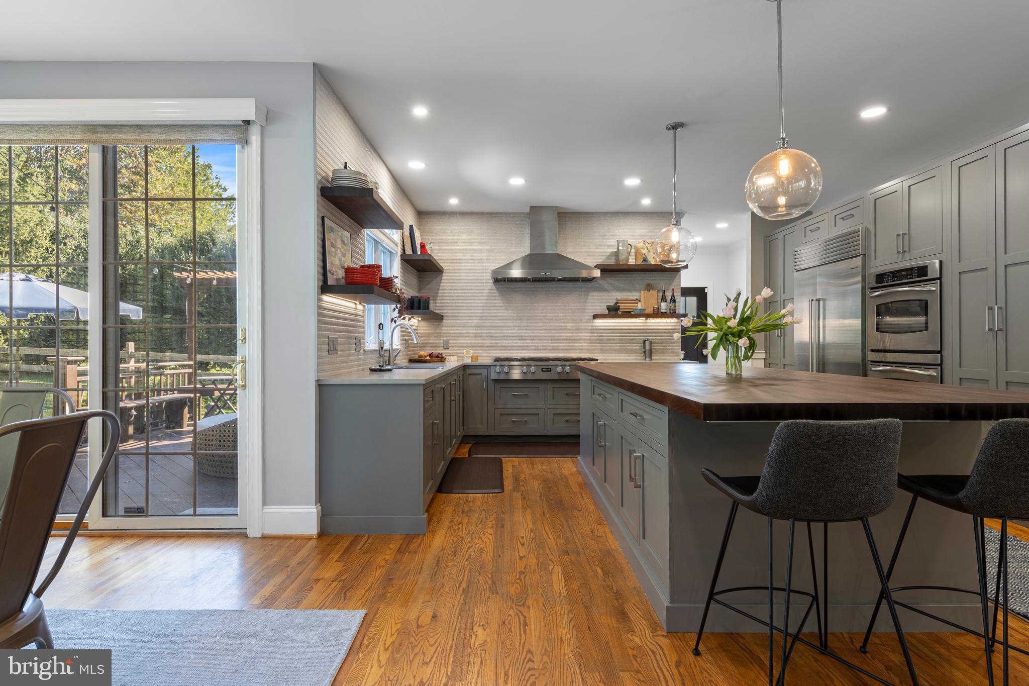 ROCKFORD CROSSING - Residential