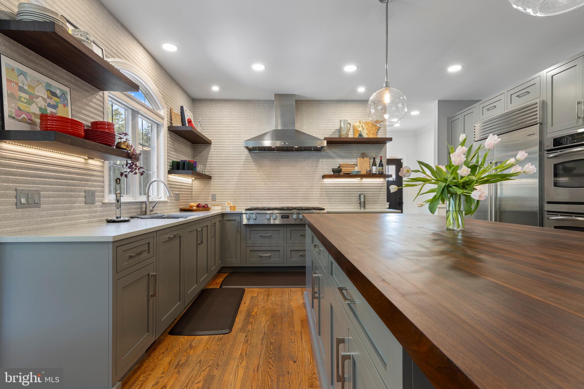 ROCKFORD CROSSING - Residential