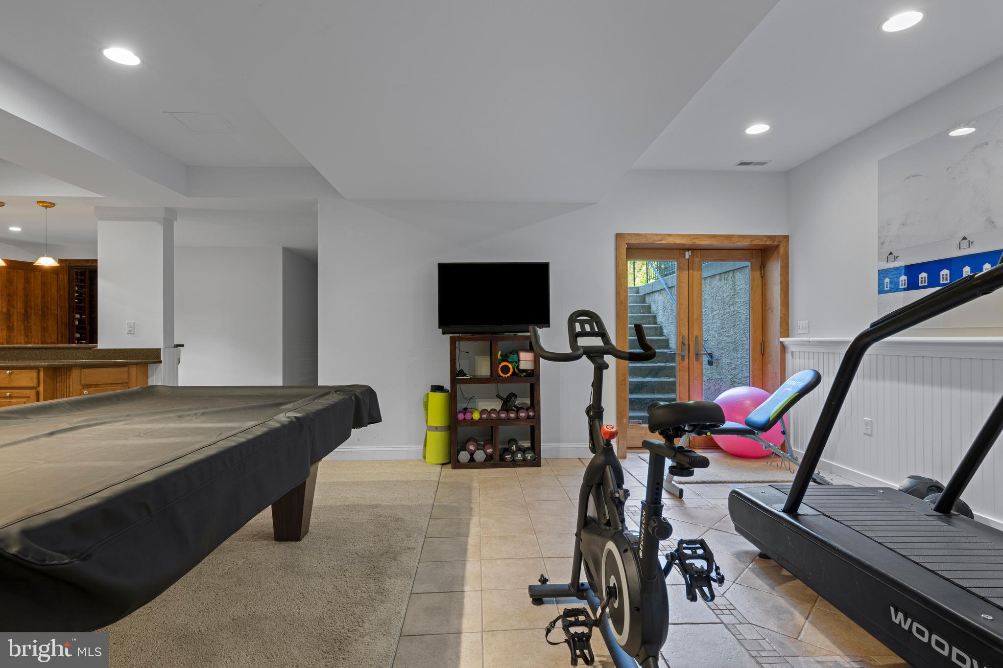 ROCKFORD CROSSING - Residential