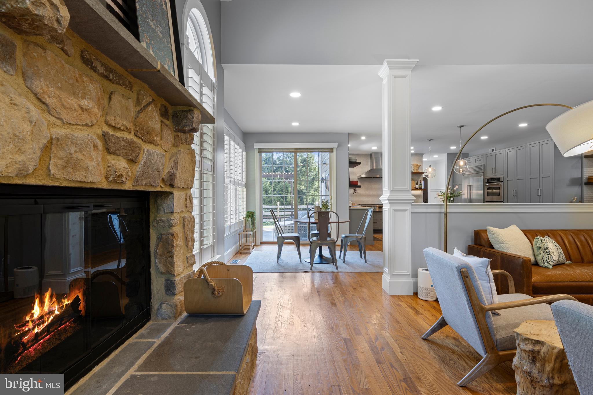 ROCKFORD CROSSING - Residential