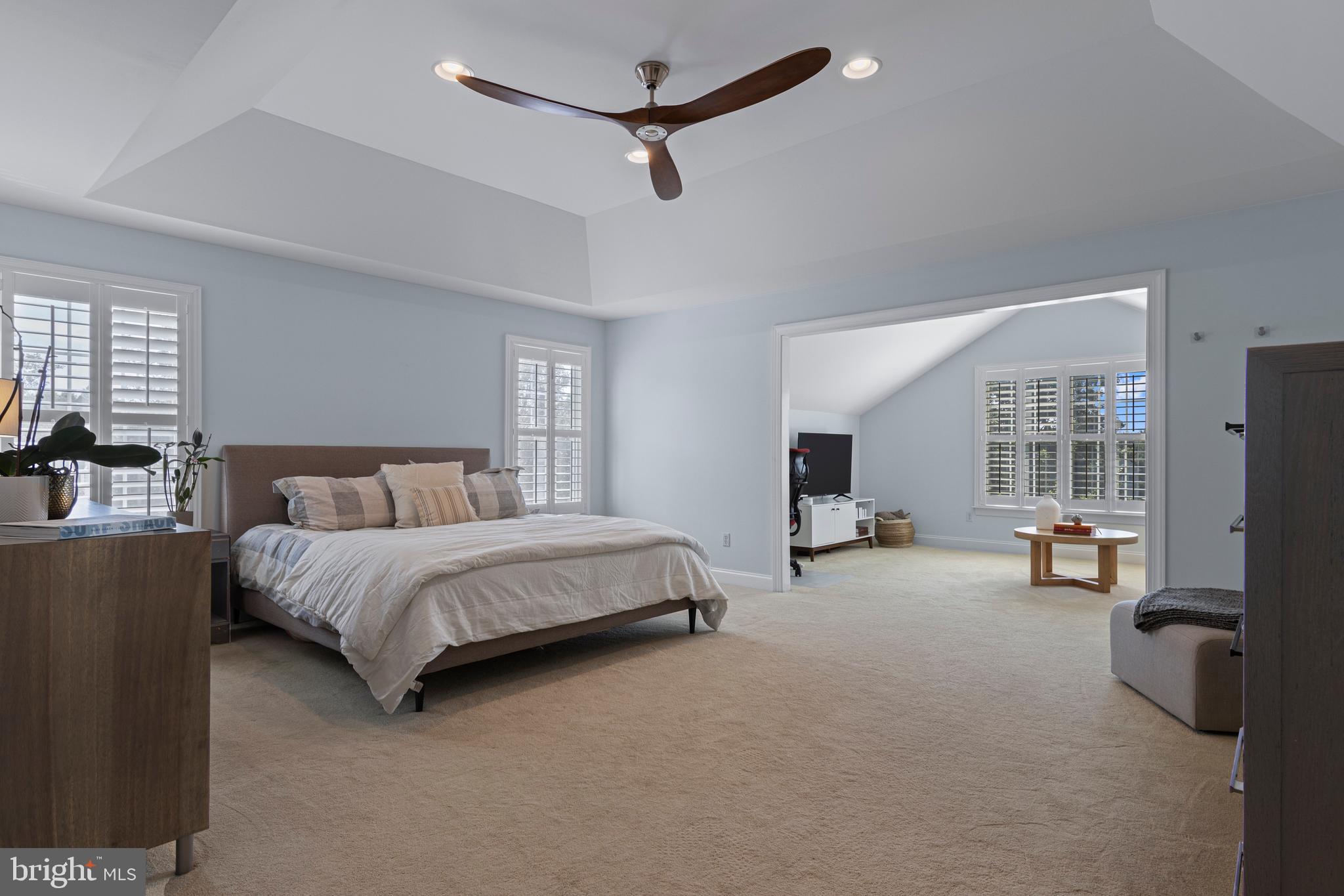 ROCKFORD CROSSING - Residential