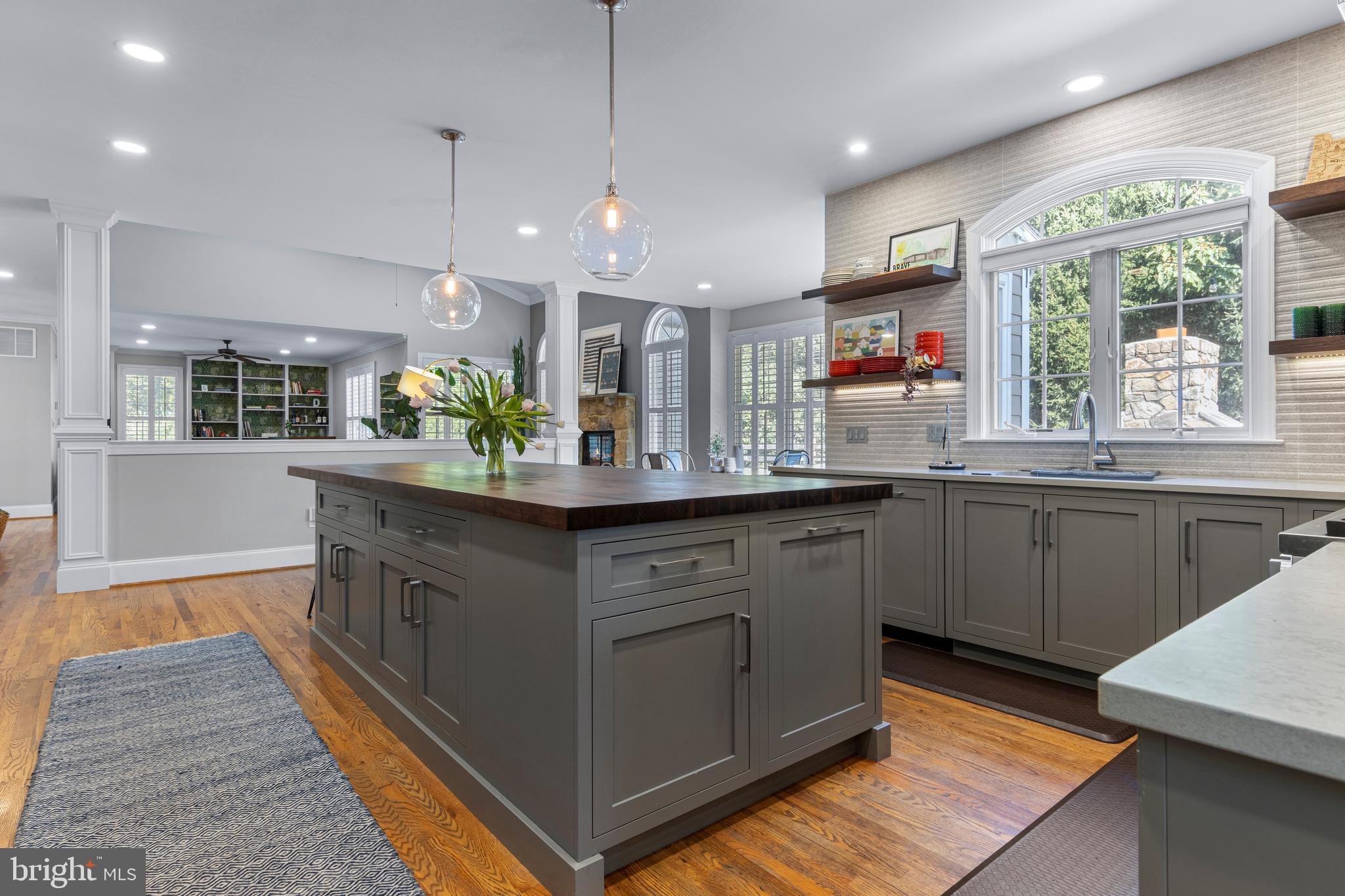 ROCKFORD CROSSING - Residential