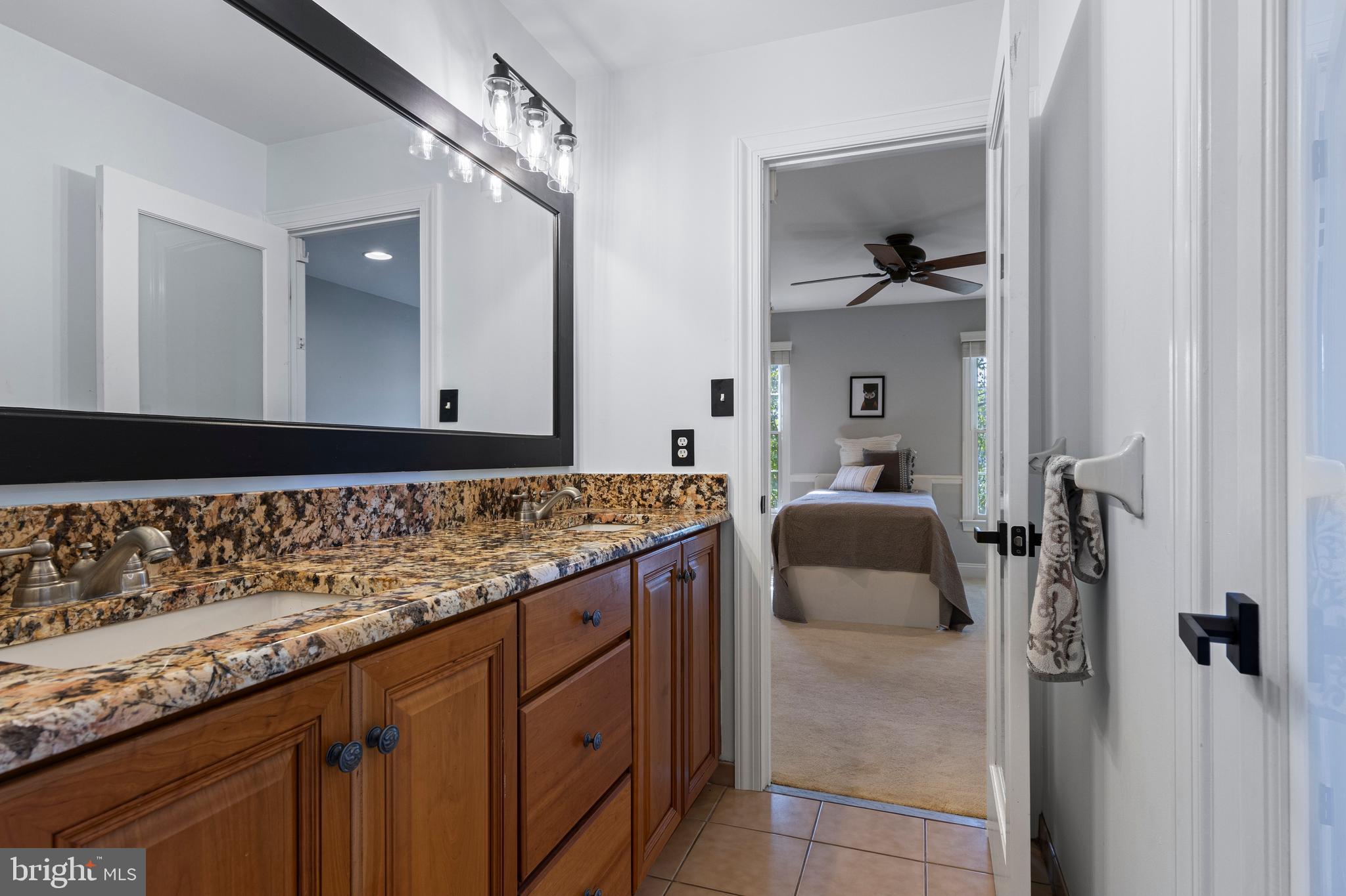 ROCKFORD CROSSING - Residential