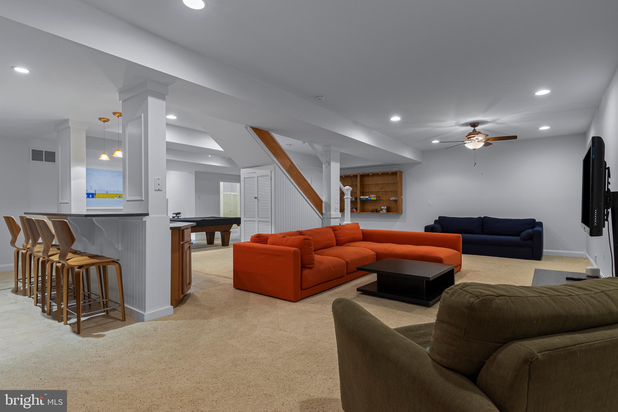 ROCKFORD CROSSING - Residential