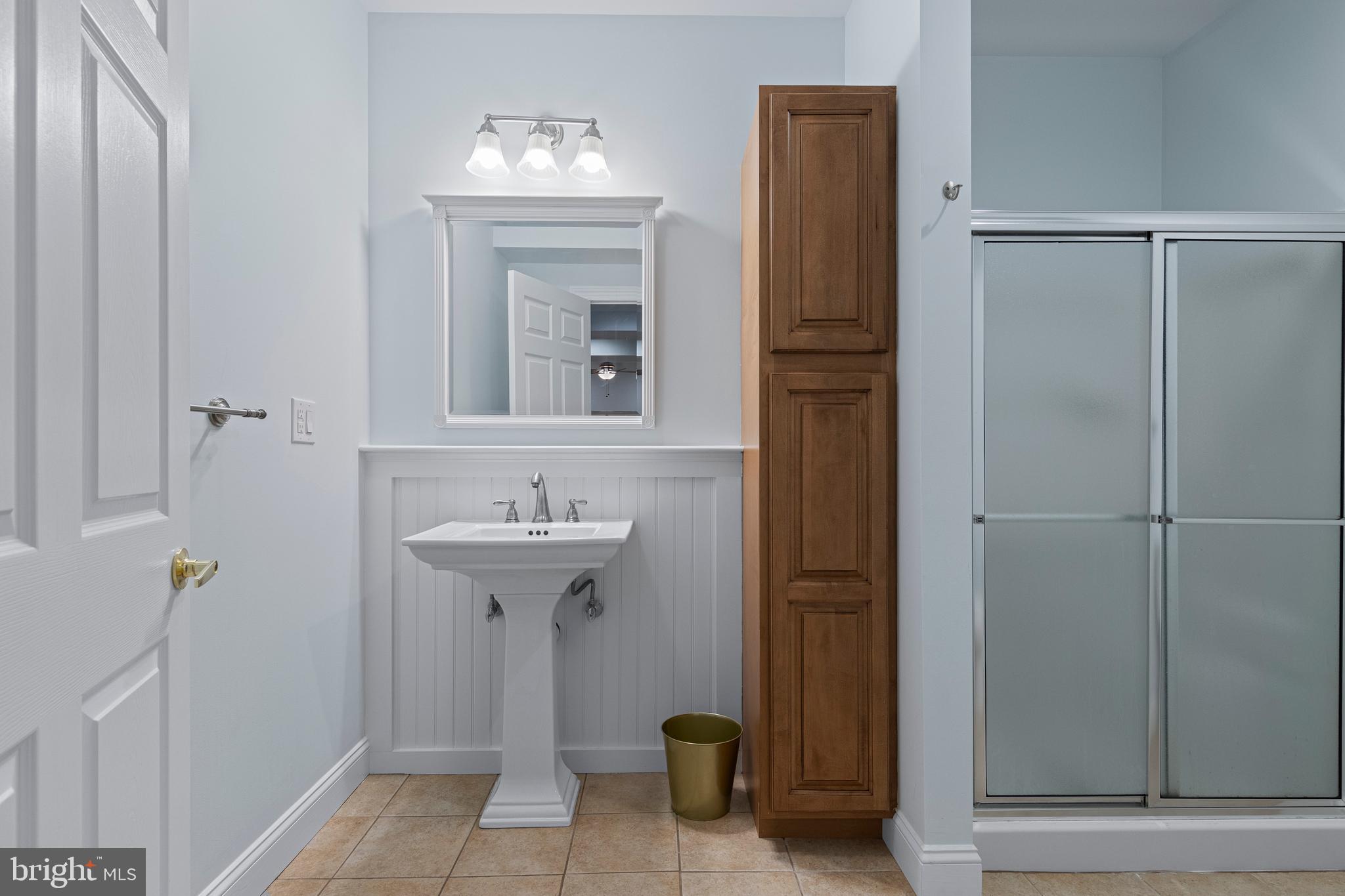 ROCKFORD CROSSING - Residential