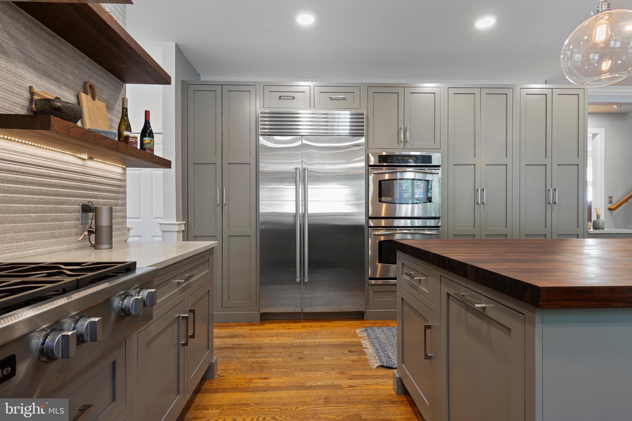 ROCKFORD CROSSING - Residential