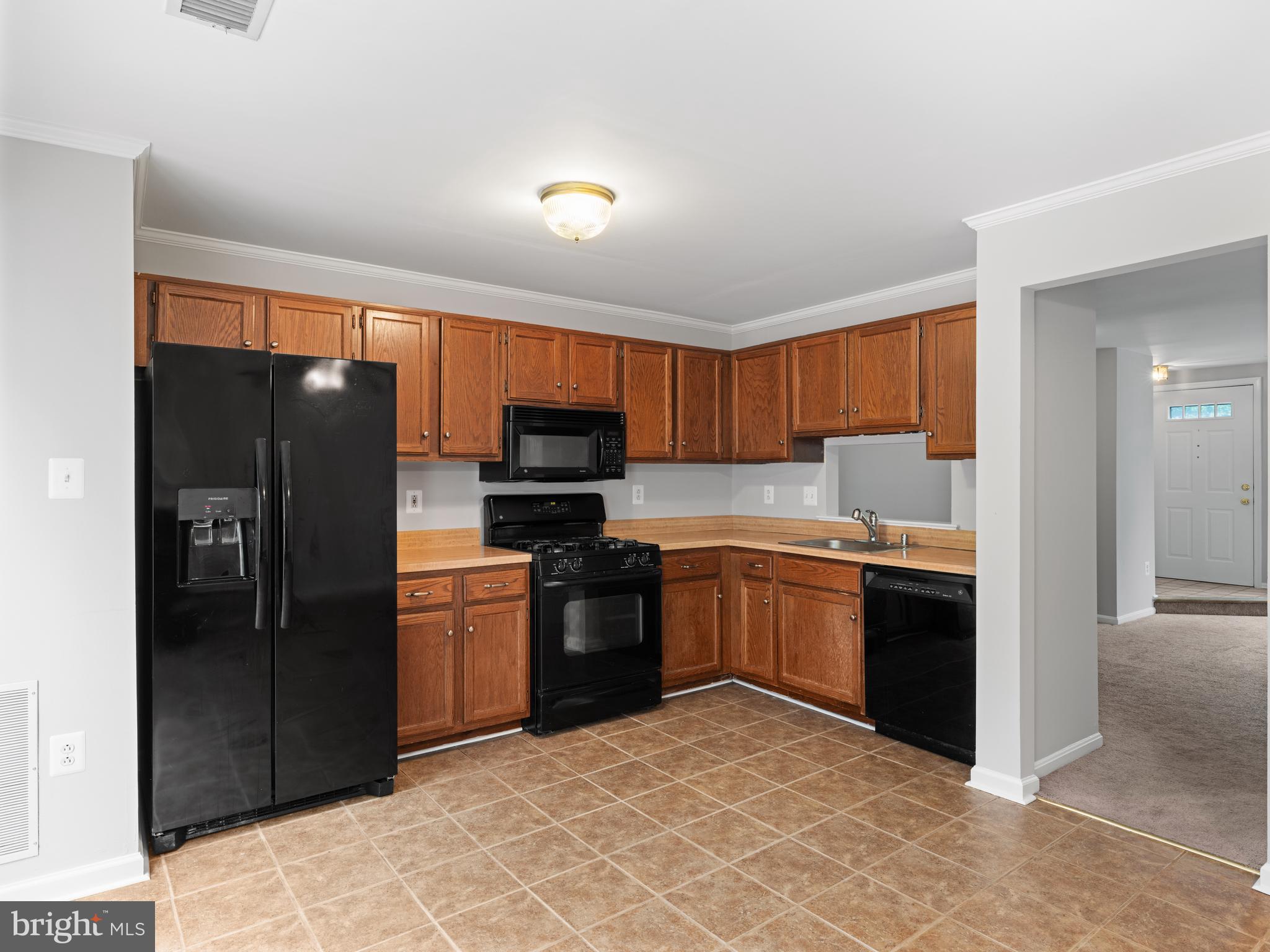 HAYFIELD VIEW - Residential Lease