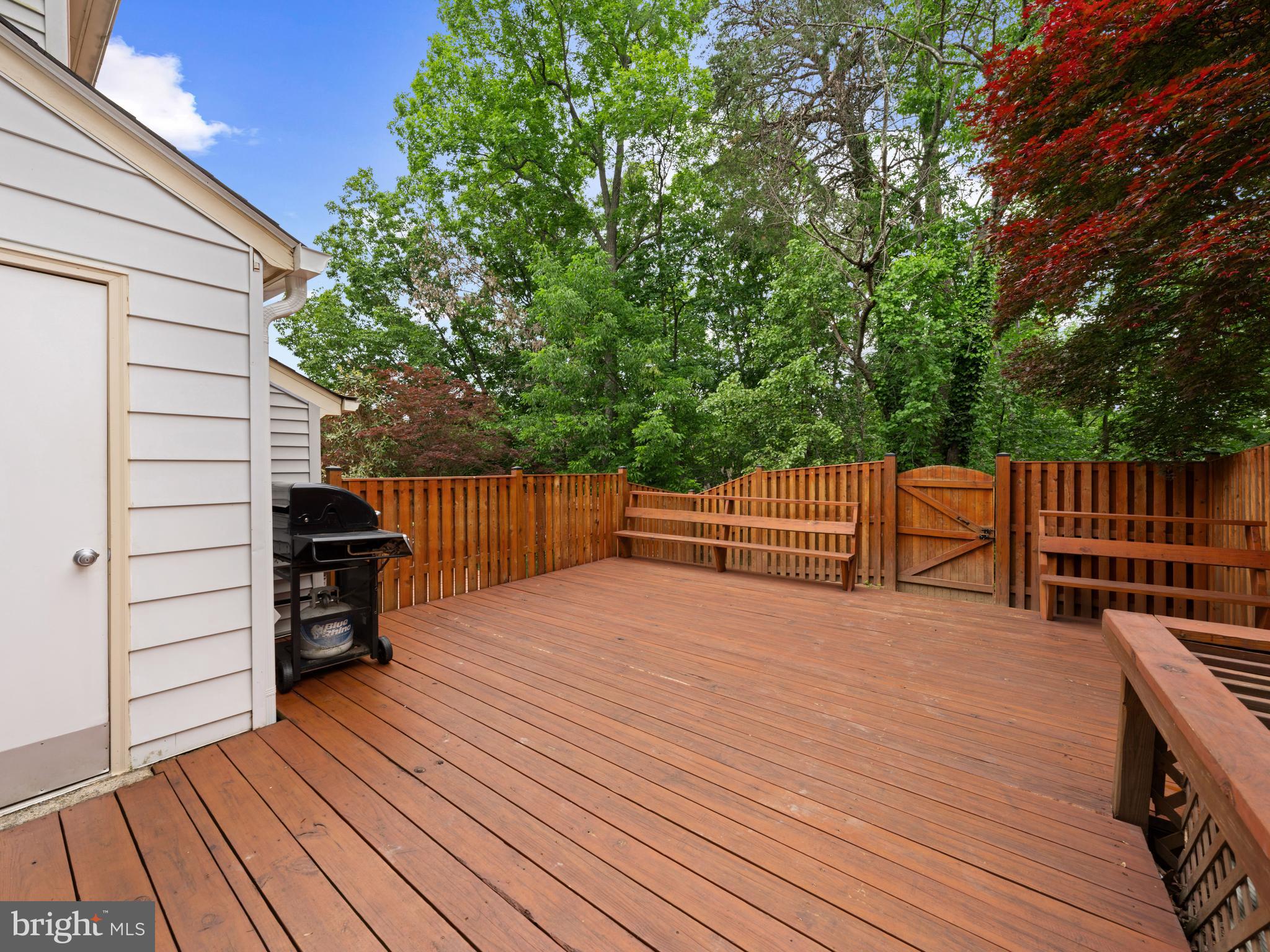 HAYFIELD VIEW - Residential Lease