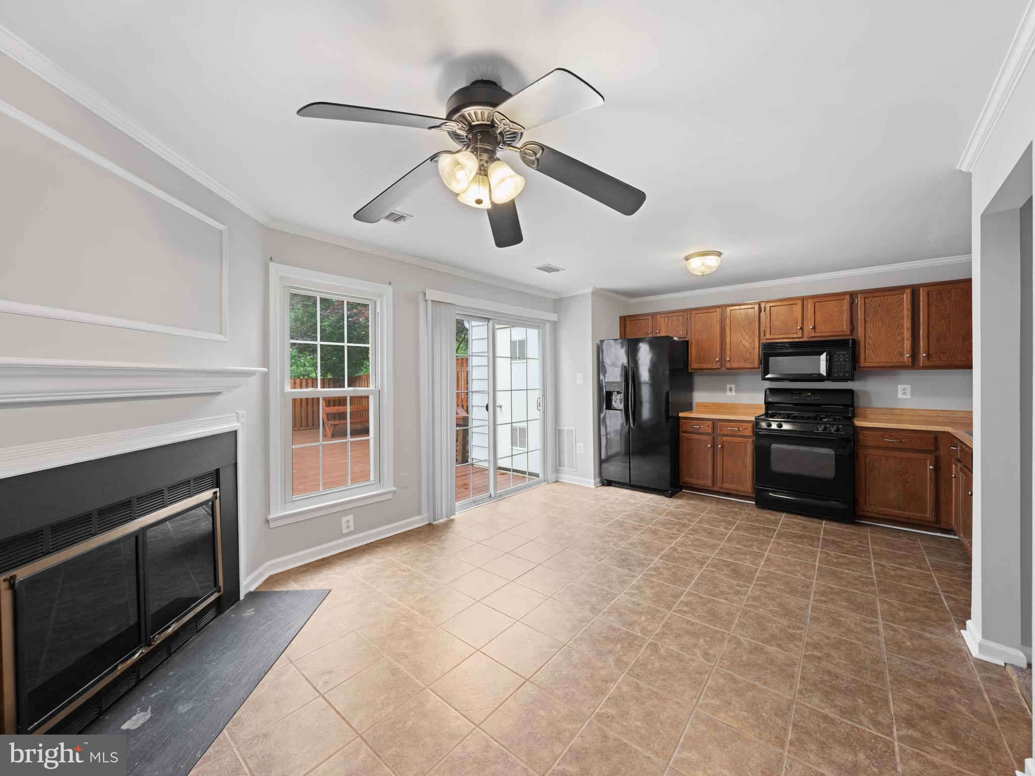 HAYFIELD VIEW - Residential Lease