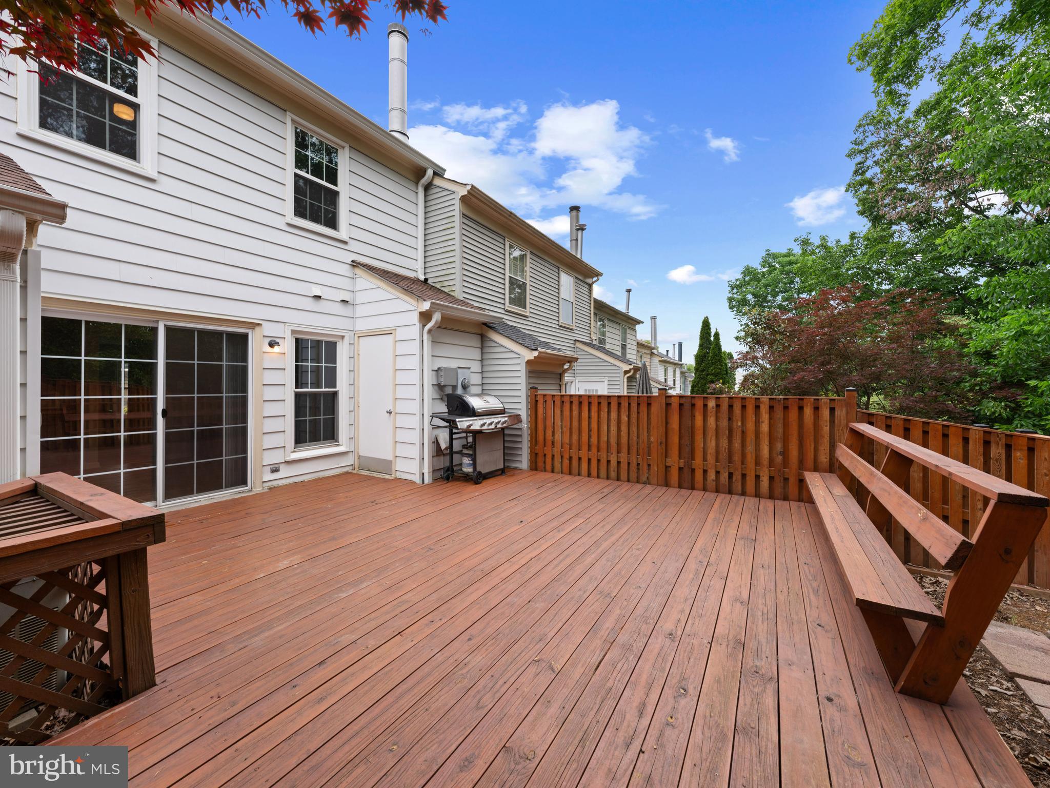 HAYFIELD VIEW - Residential Lease