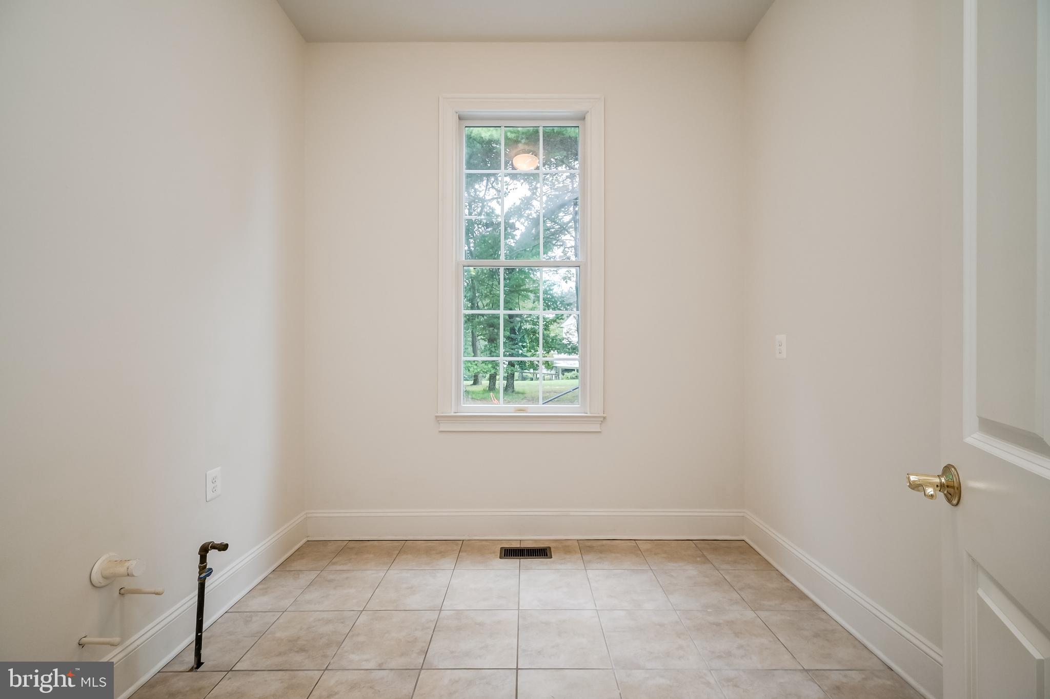 WATERFORD FARMS - Residential