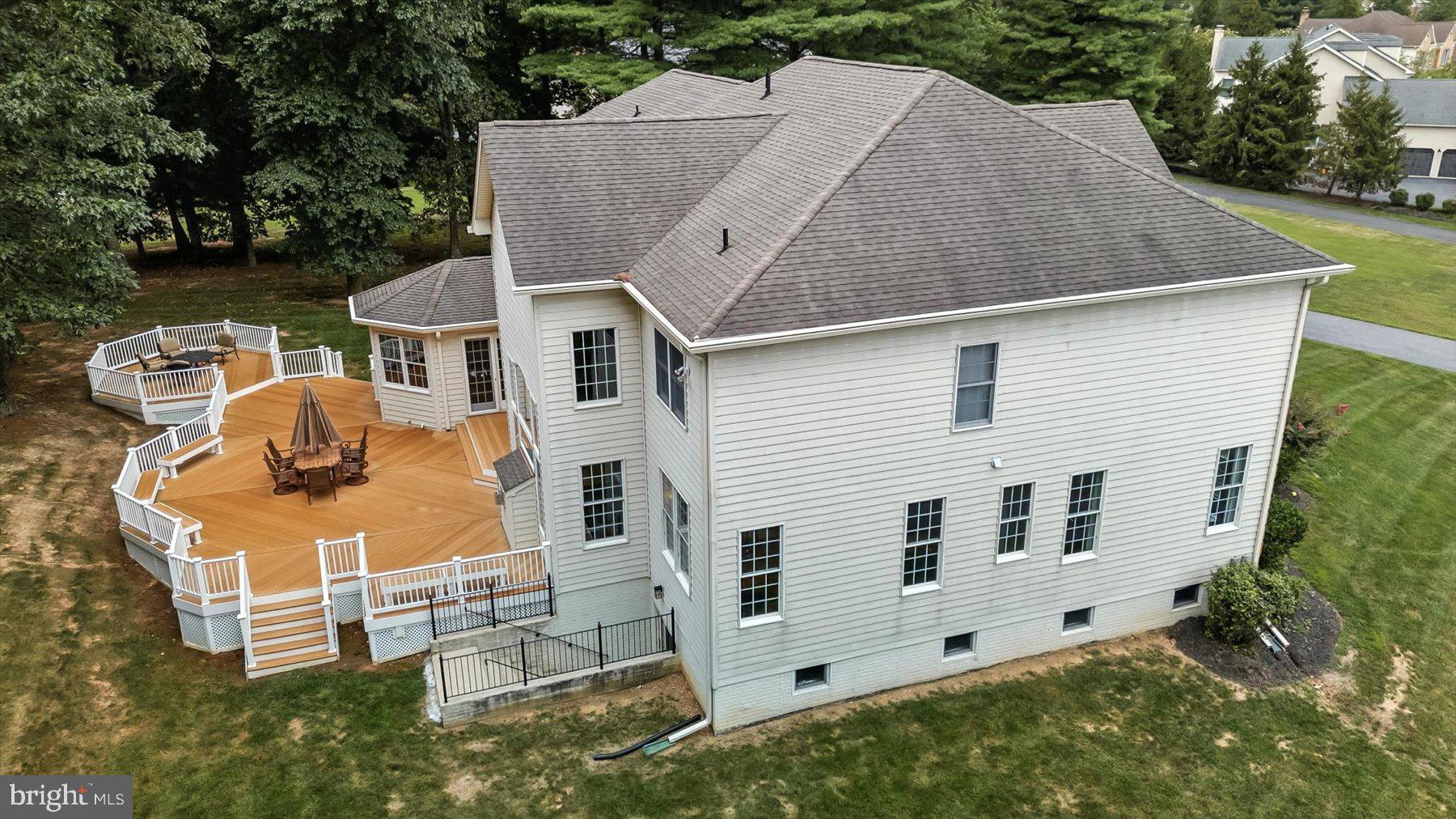 WATERFORD FARMS - Residential