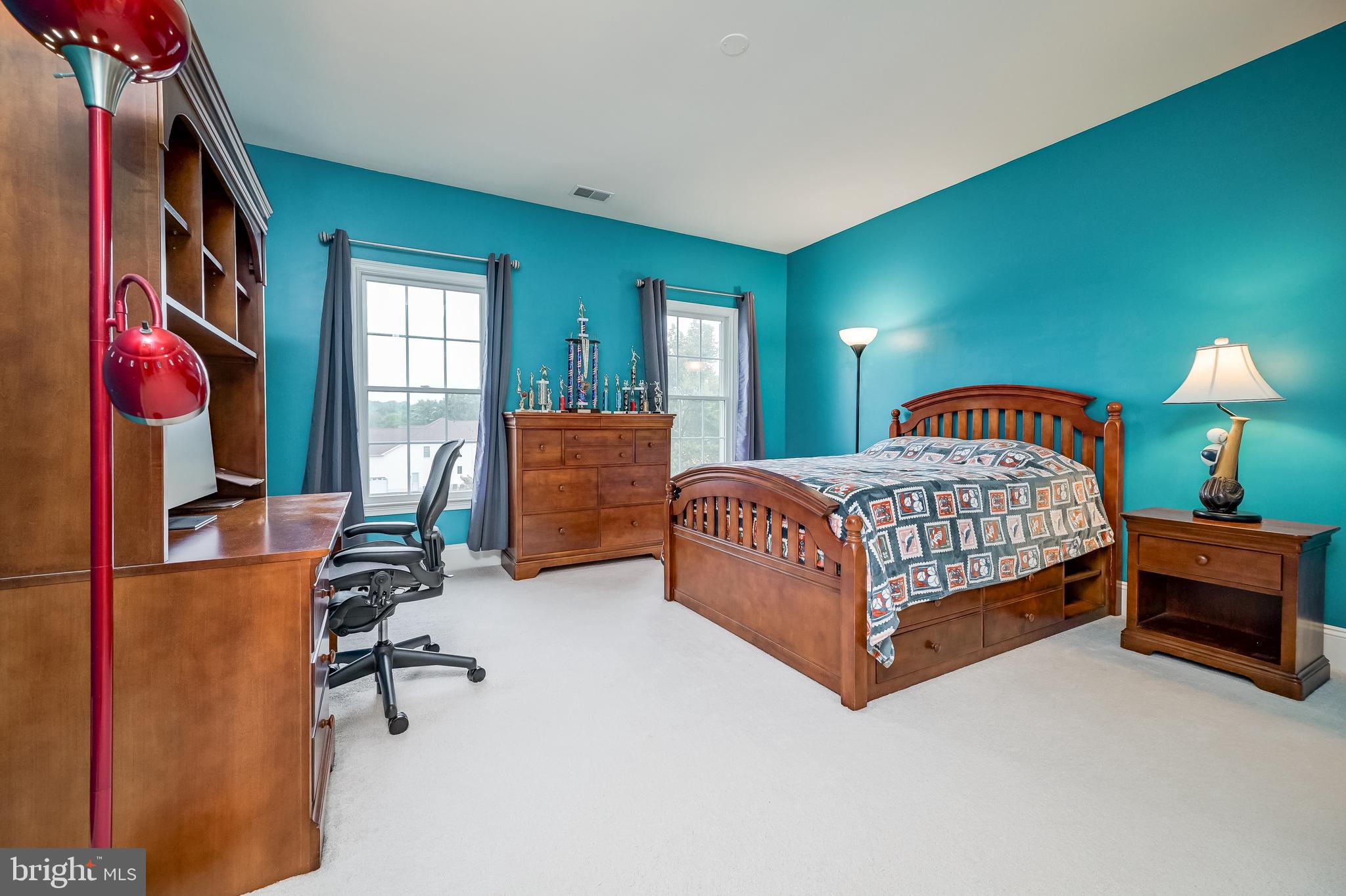 WATERFORD FARMS - Residential