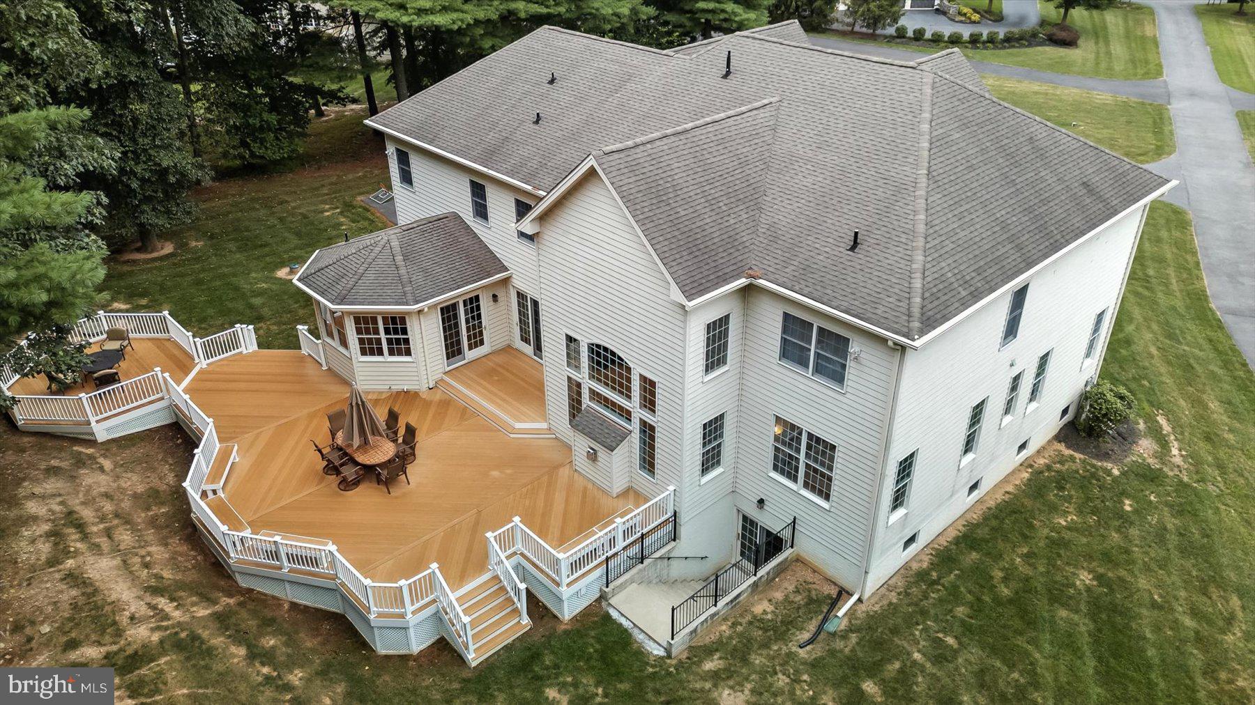 WATERFORD FARMS - Residential