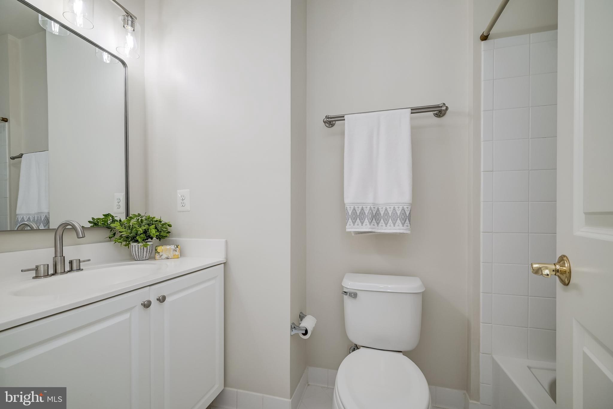 WATERFORD FARMS - Residential