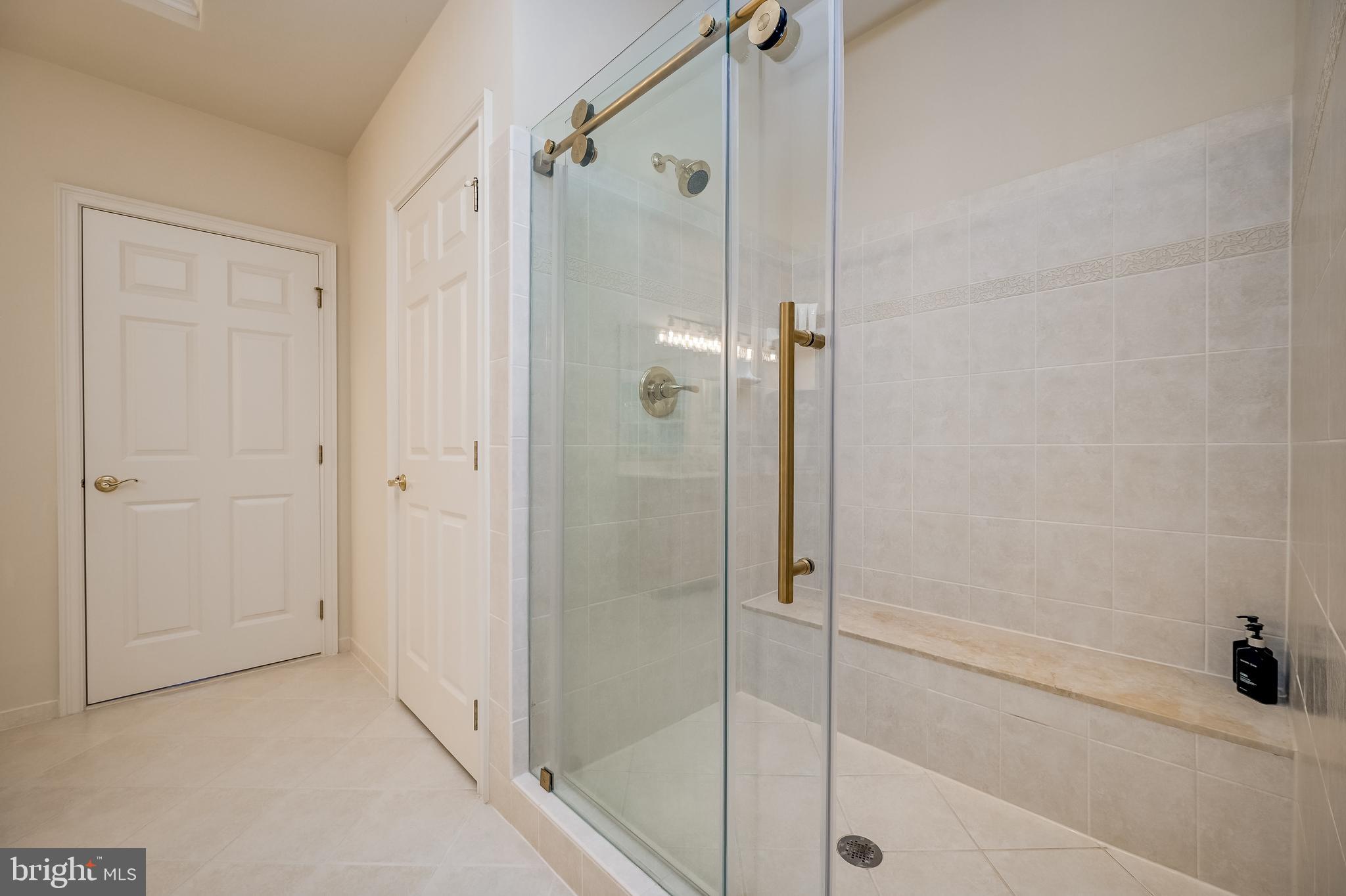 WATERFORD FARMS - Residential