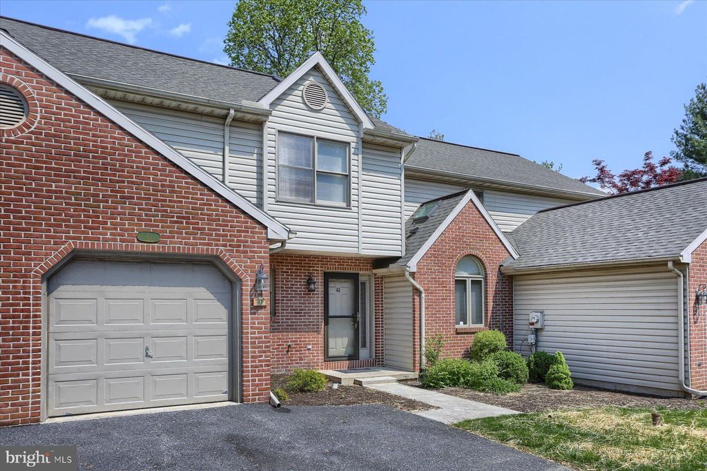 Photo of 41 RIVER BEND PARK, LANCASTER, PA 17602 (MLS # PALA2033920)