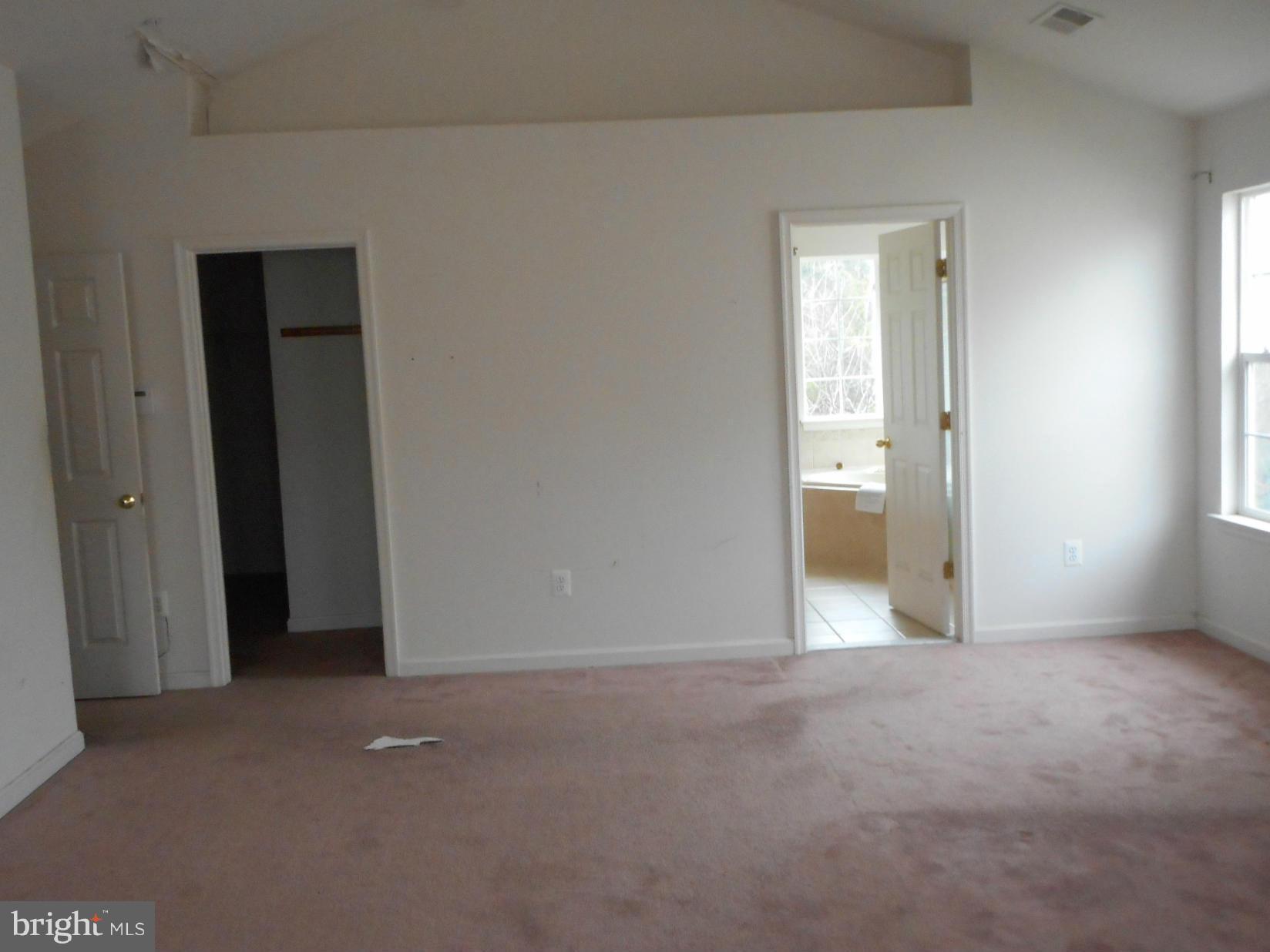 HERITAGE GLEN-PLAT FIVE> - Residential