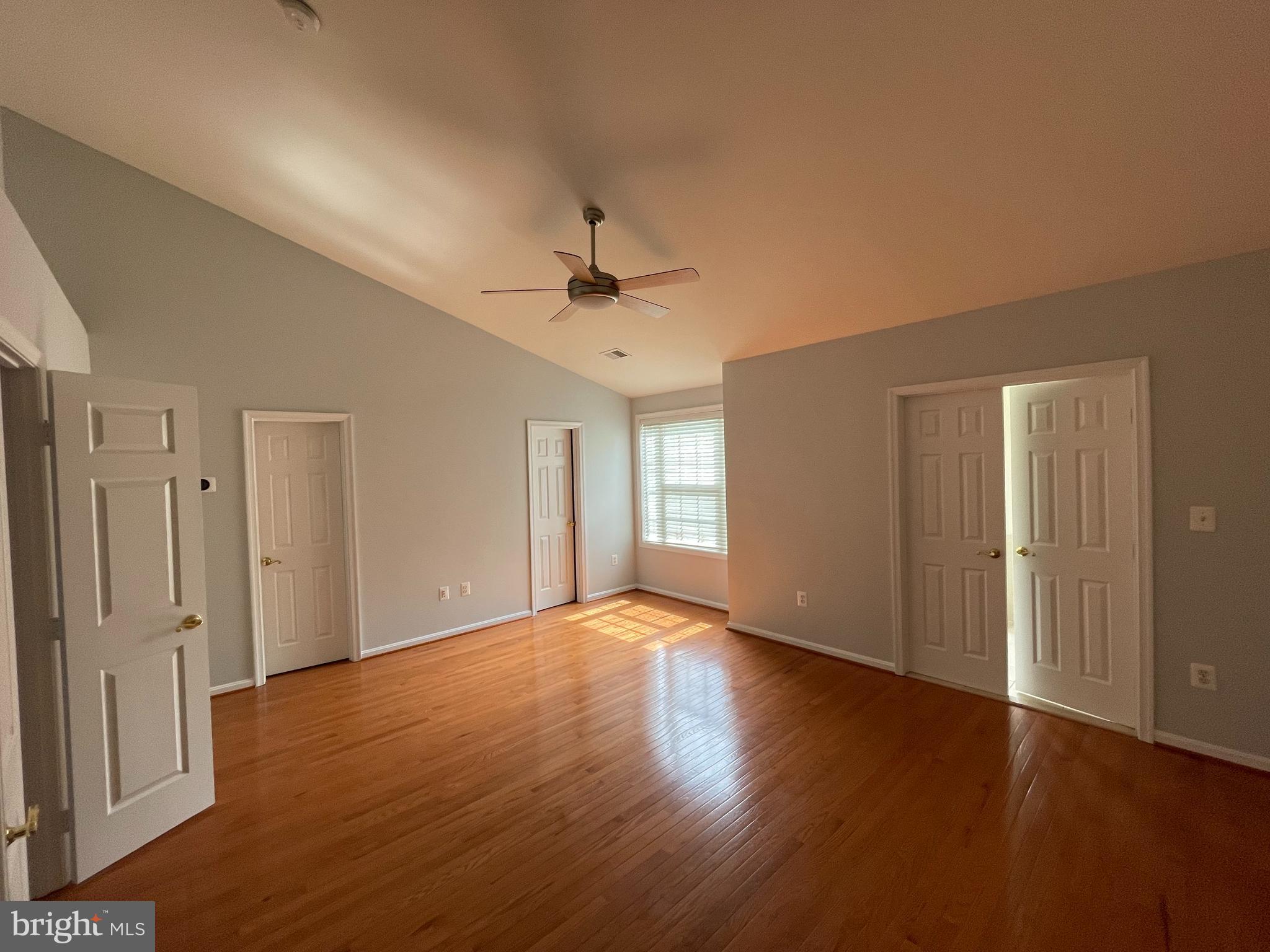 CREEKSIDE - Residential Lease