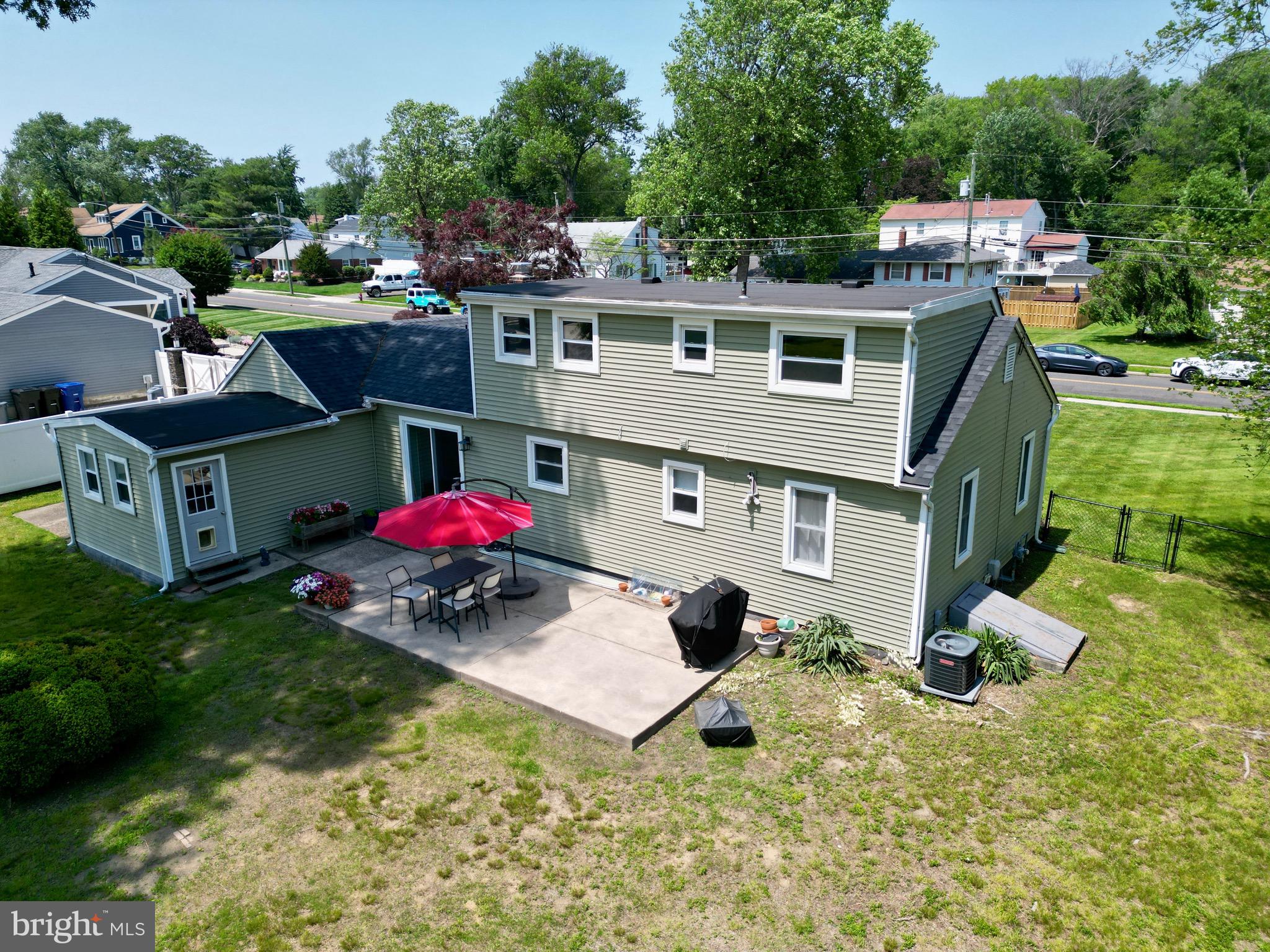 566 S FORKLANDING ROAD