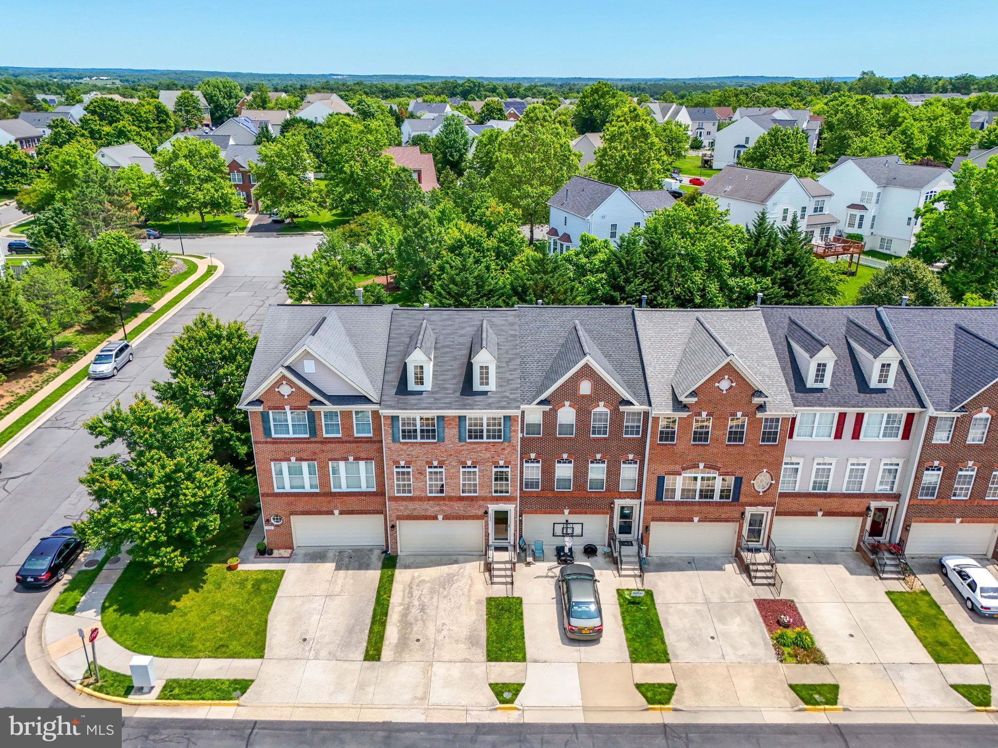 1230 CAMBRIA TERRACE NE