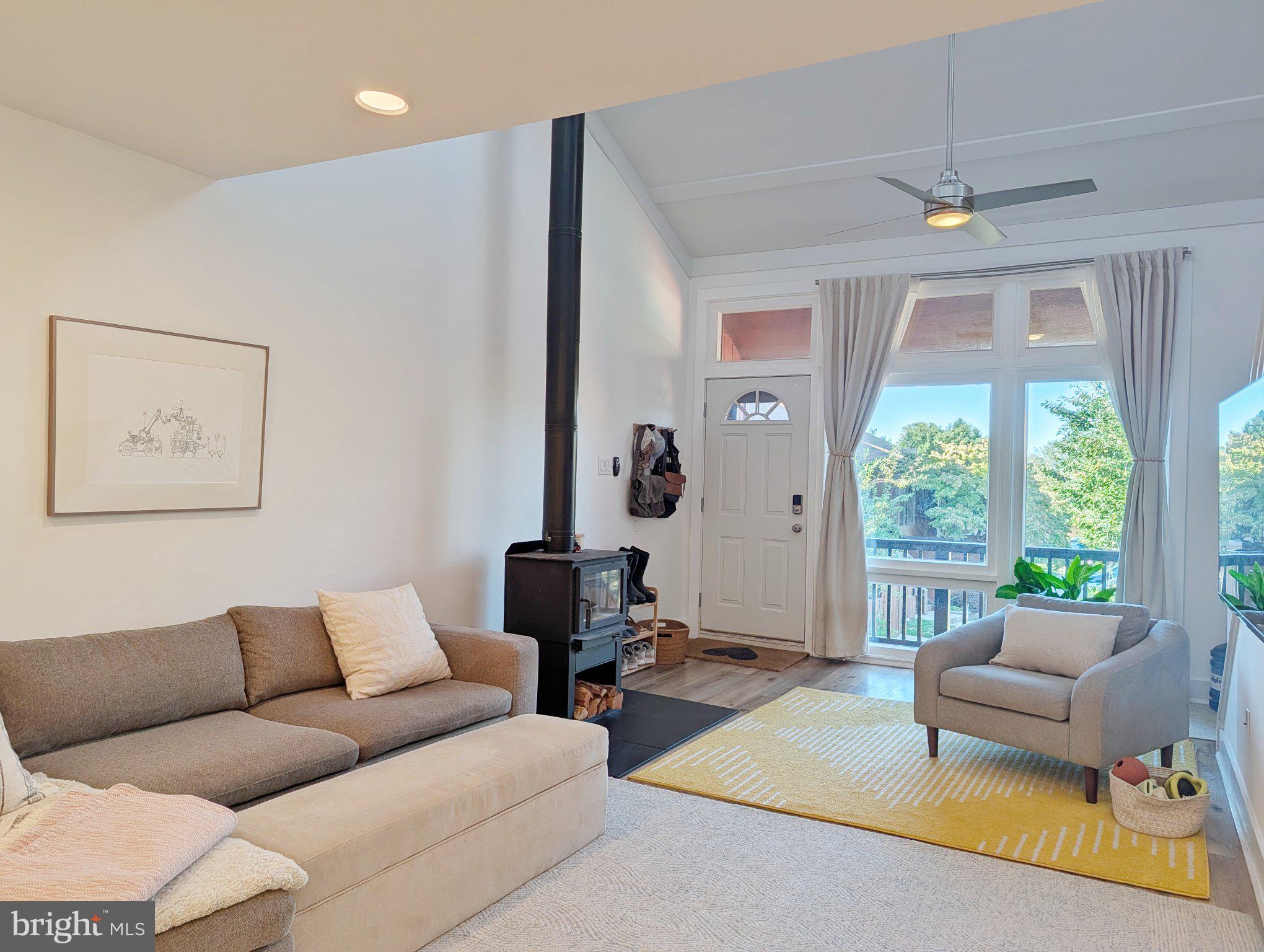 16 TAHOE DRIVE B