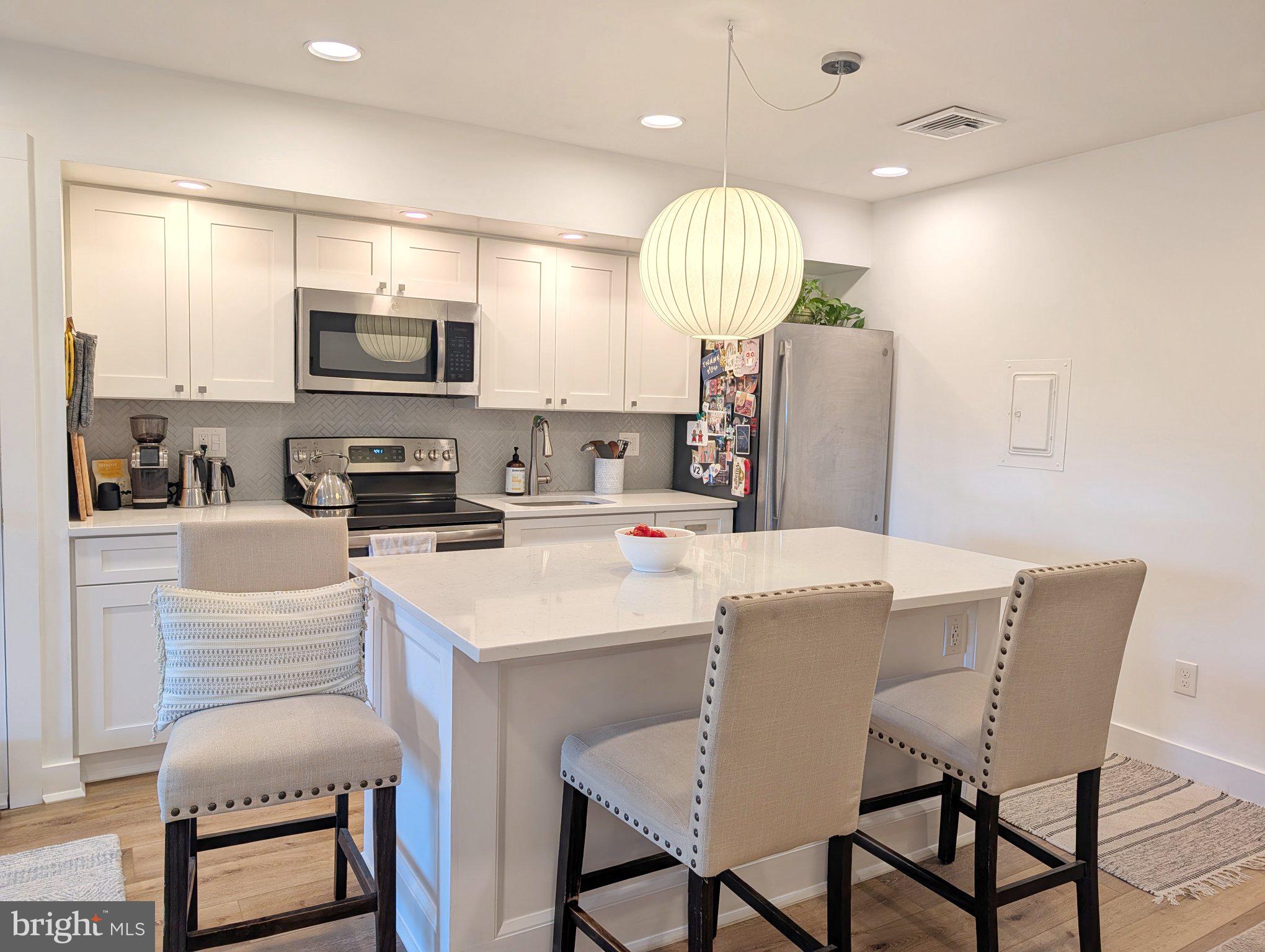 16 TAHOE DRIVE B