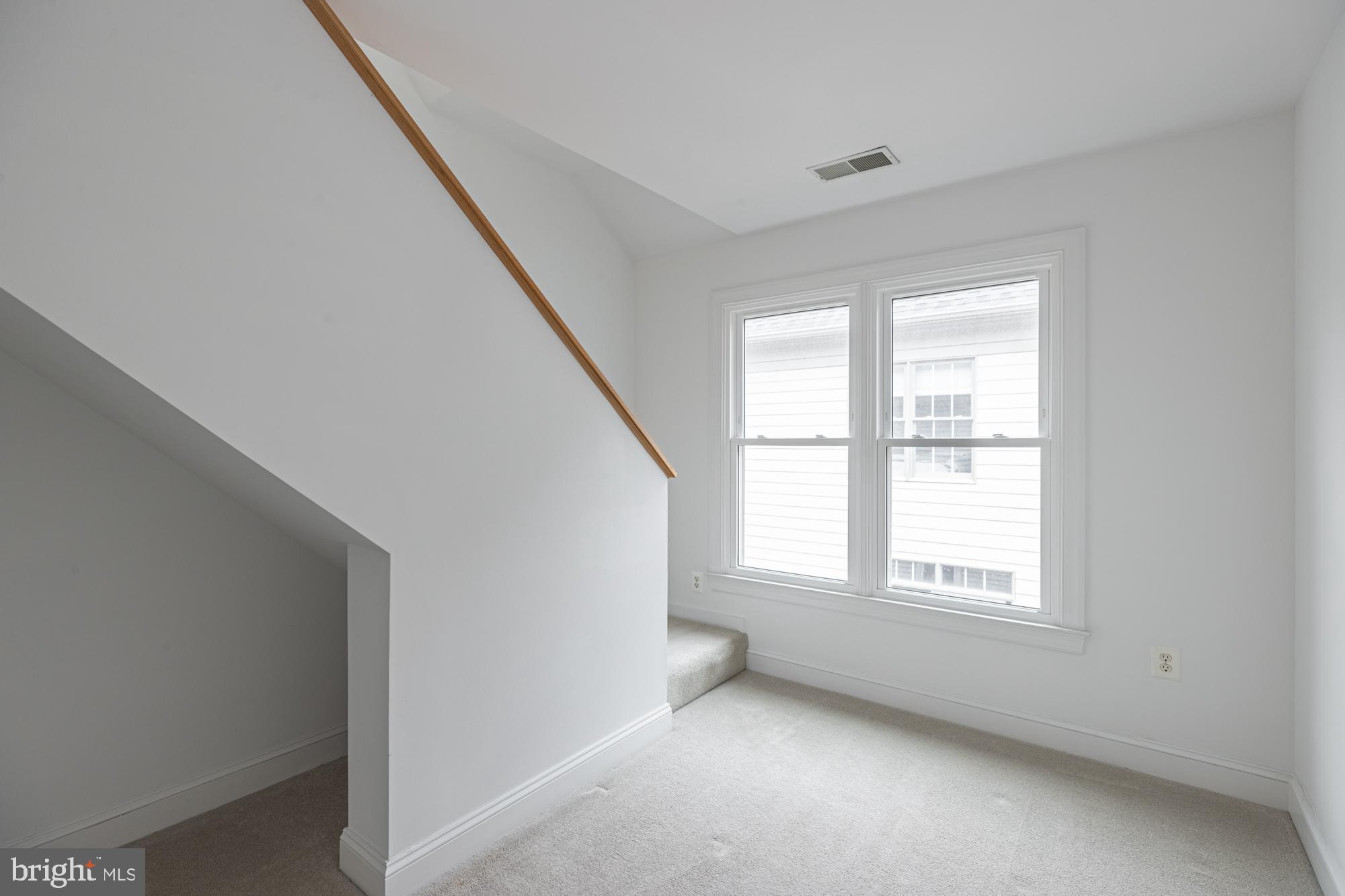 BRANDON VILLAGE - Residential