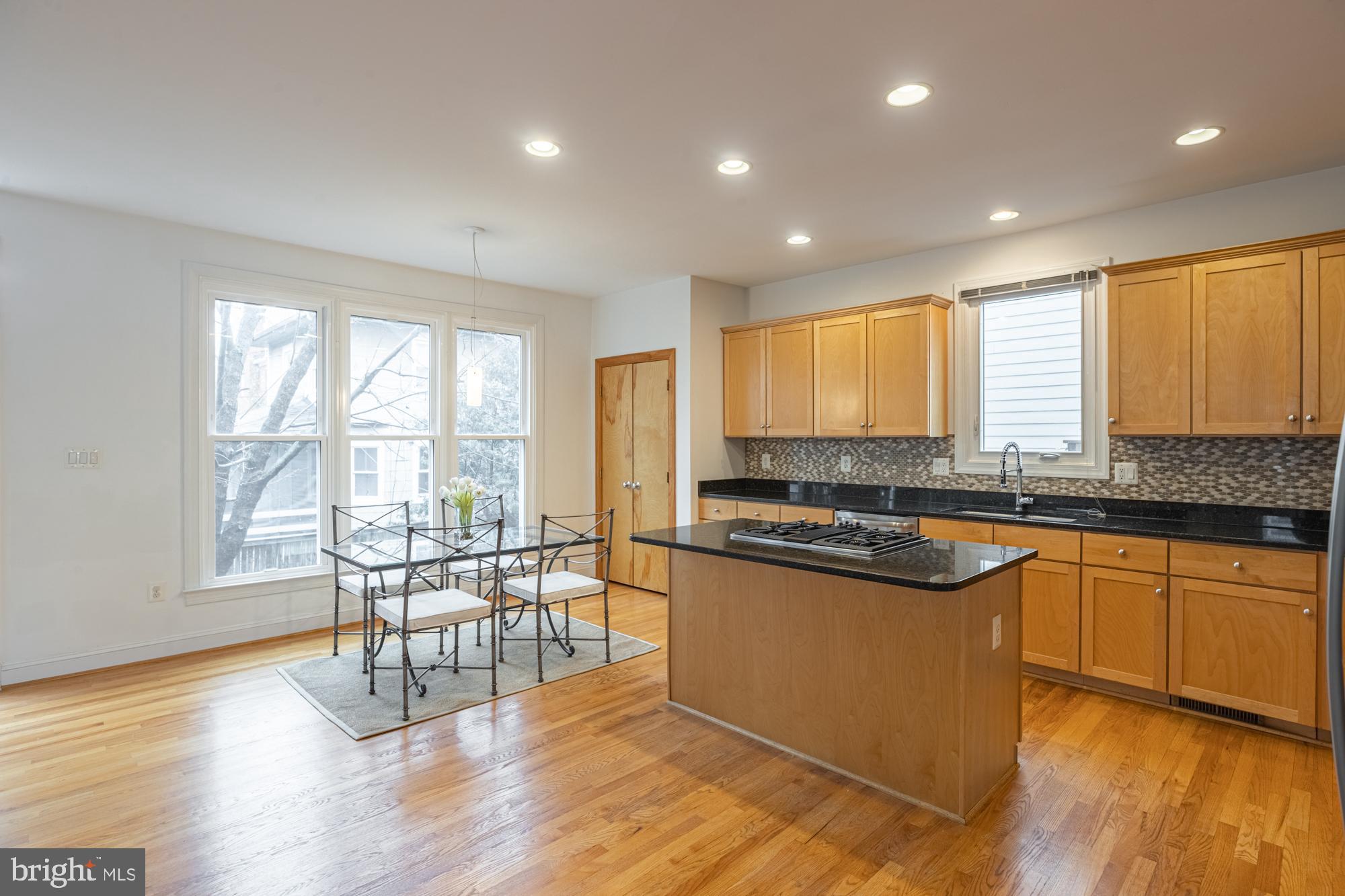 BRANDON VILLAGE - Residential