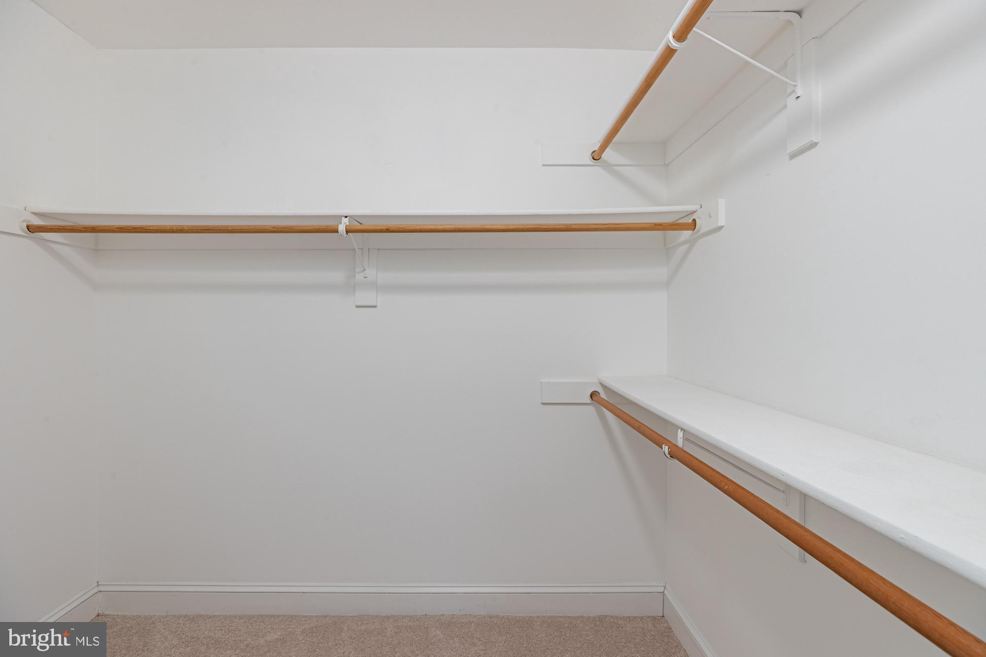 BRANDON VILLAGE - Residential