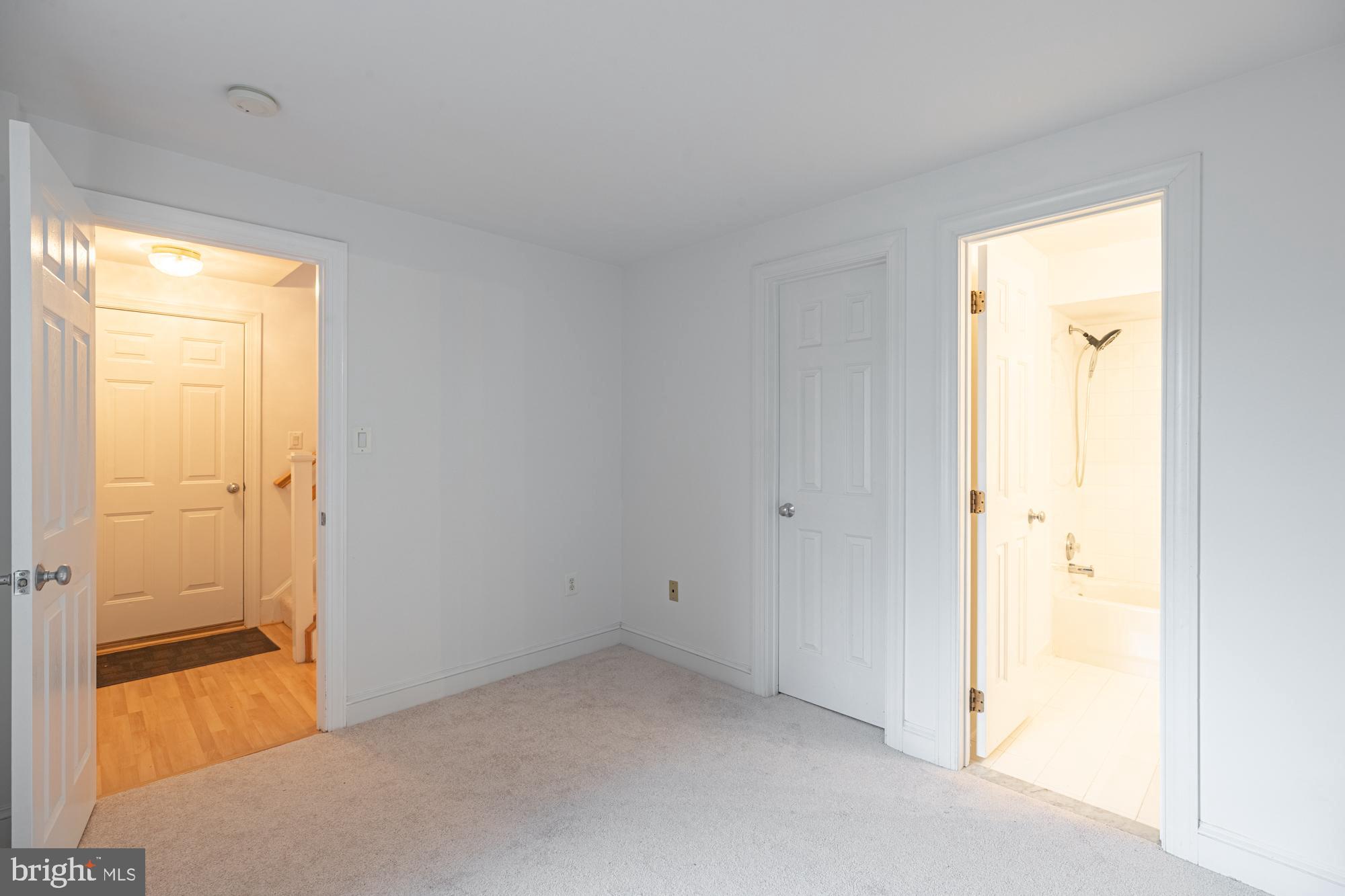 BRANDON VILLAGE - Residential