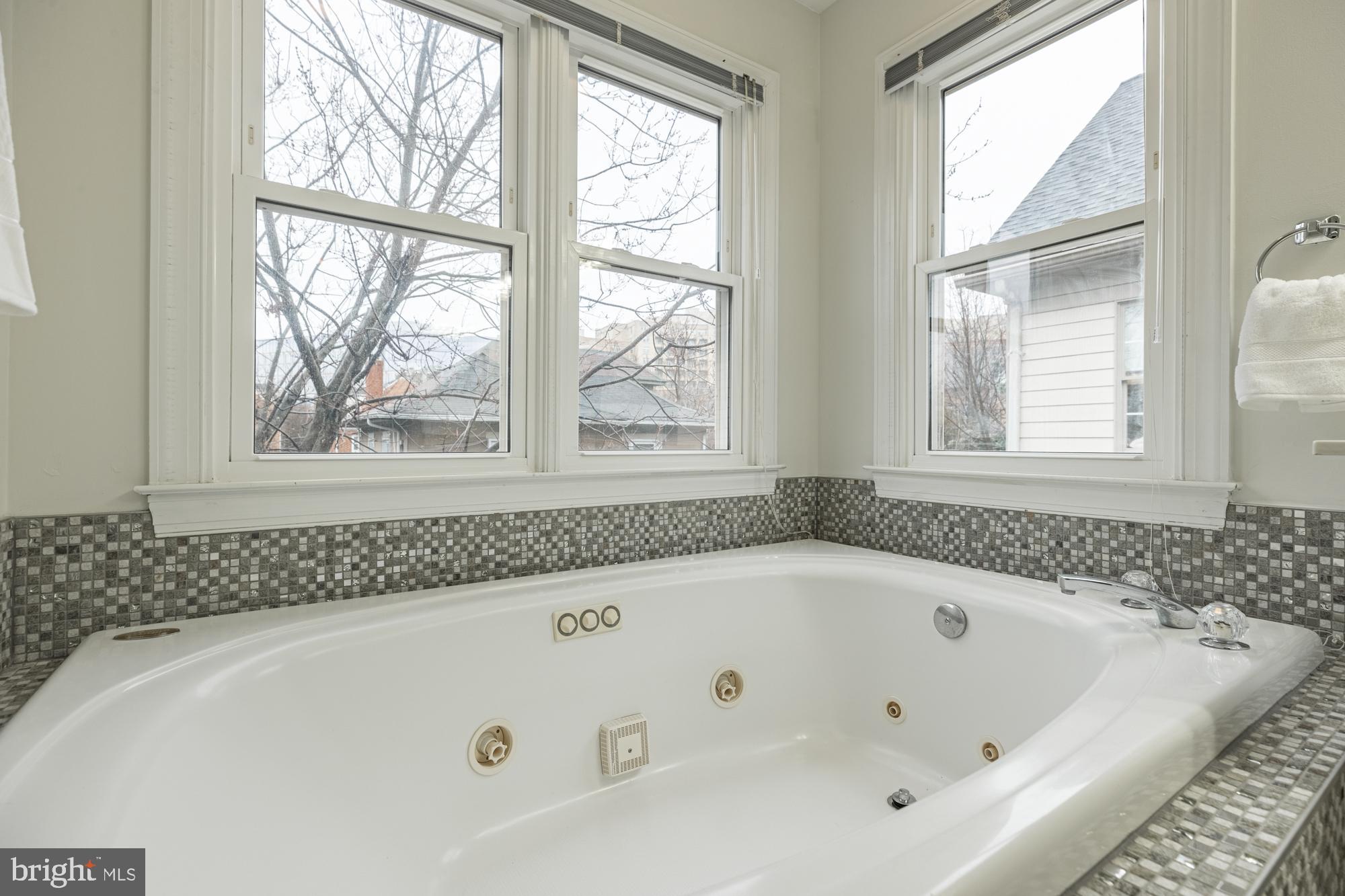 BRANDON VILLAGE - Residential