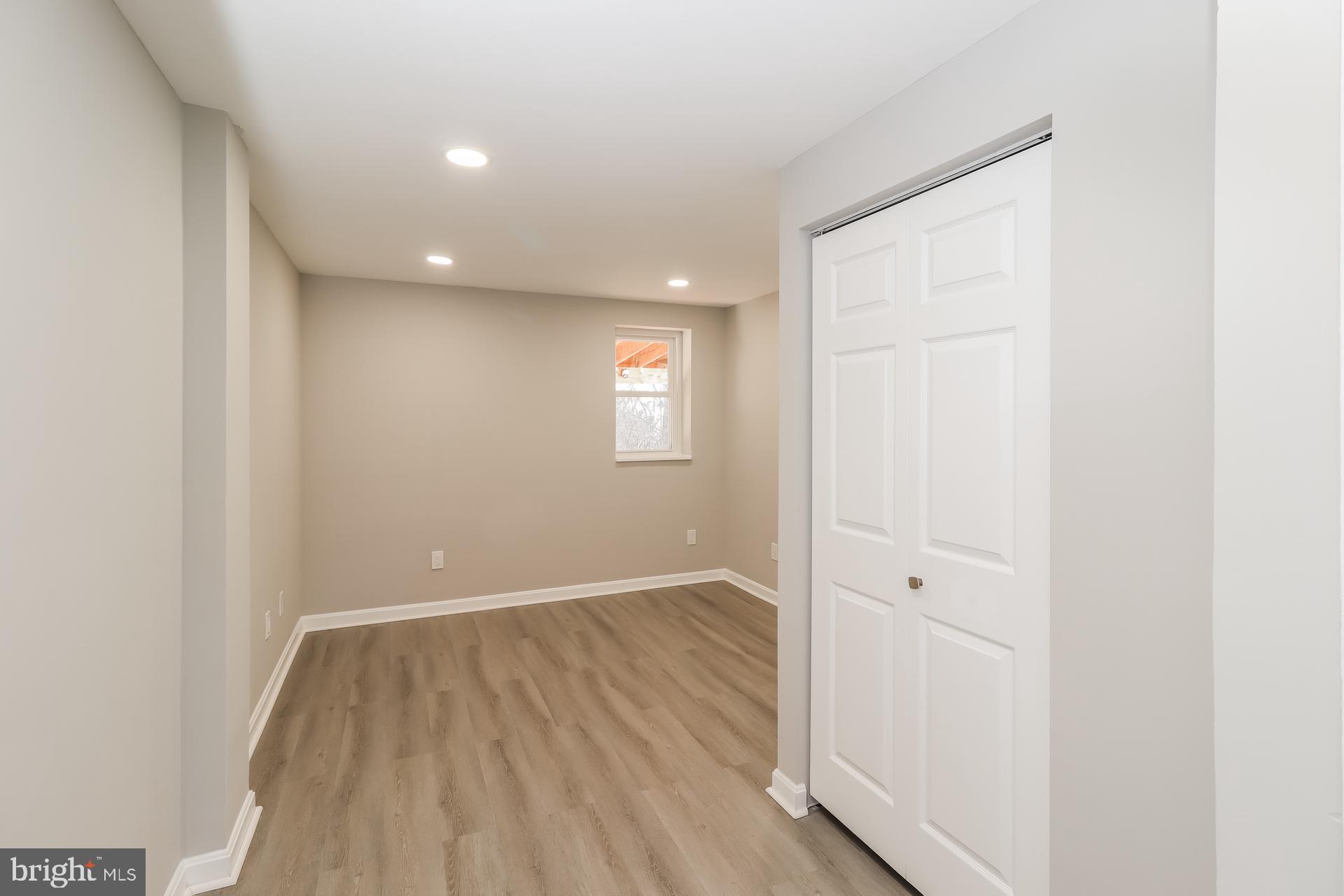 WOODCREST HOMES - Residential