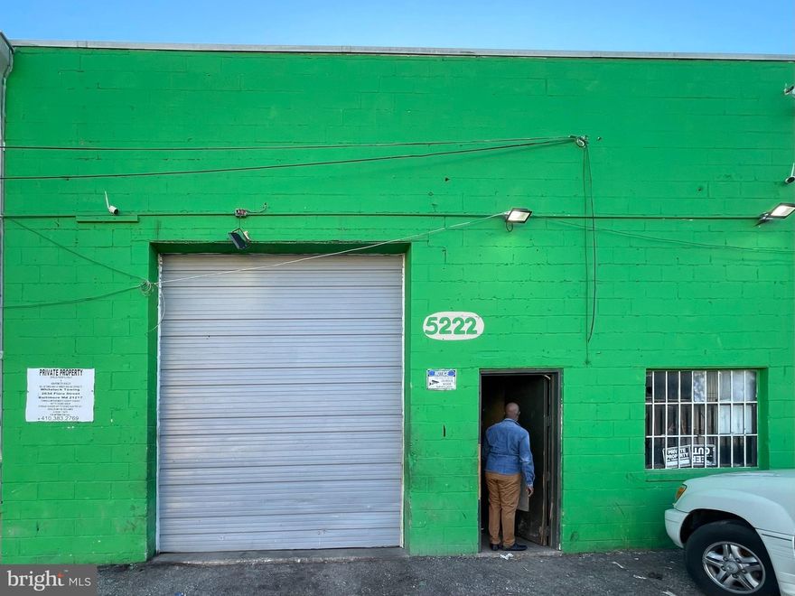 This prime commercial property at 5220 Fairlawn Ave is available for lease, featuring I-2 zoning for both heavy and light industrial uses. With 1 roll-up door, this space is perfect for a variety of businesses, including warehousing, manufacturing, and auto-related operations. Space 5222 A & 5226B are available.

Offered at a competitive rate , this property provides great value for its prime location and versatile layout. The lease is structured as a NNN (Triple Net Lease), providing flexibility and cost-effectiveness for tenants. Take advantage of this fantastic opportunity to secure a functional industrial space at an excellent price point.

Call for more information & to schedule a tour of the property