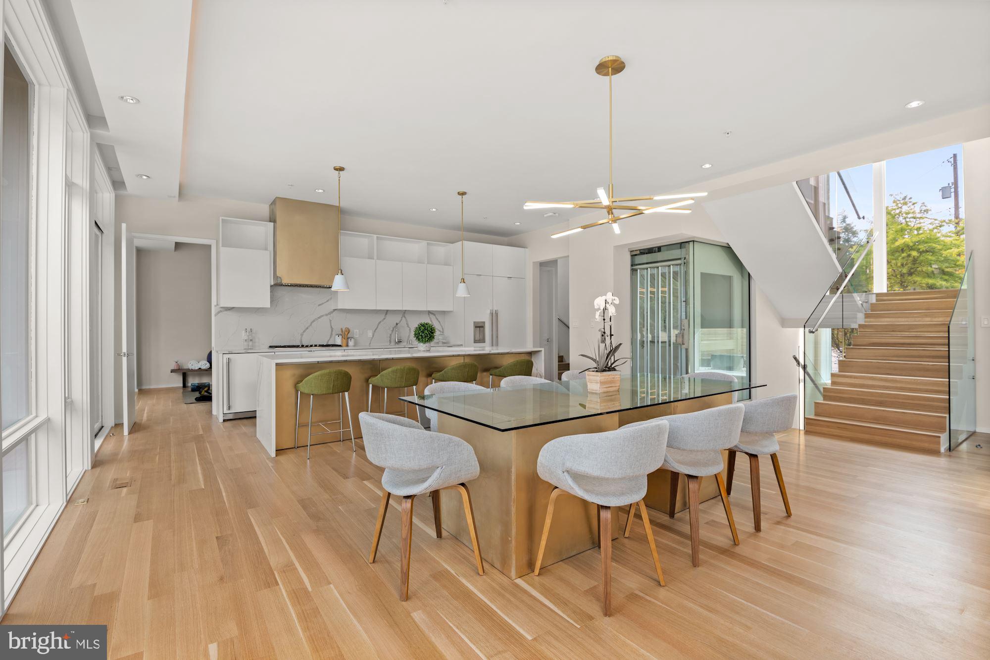 OBSERVATORY CIRCLE - Residential