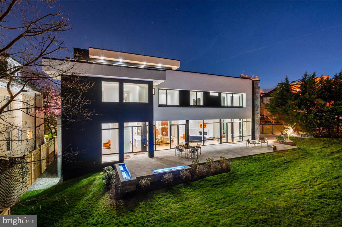 OBSERVATORY CIRCLE - Residential