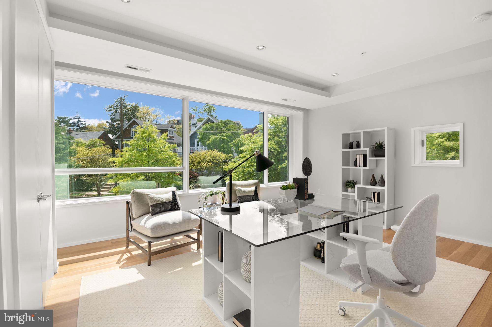 OBSERVATORY CIRCLE - Residential
